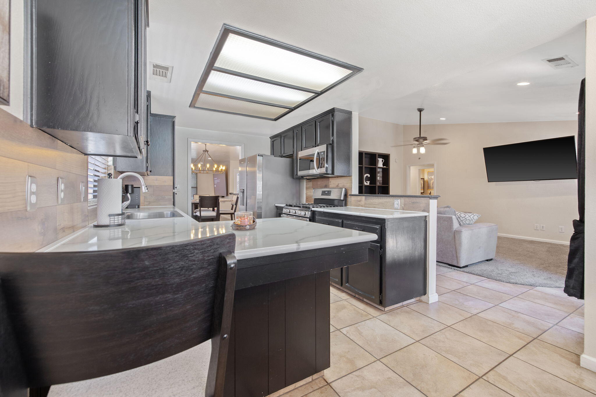 2612 E Feemster, Visalia, CA 93292