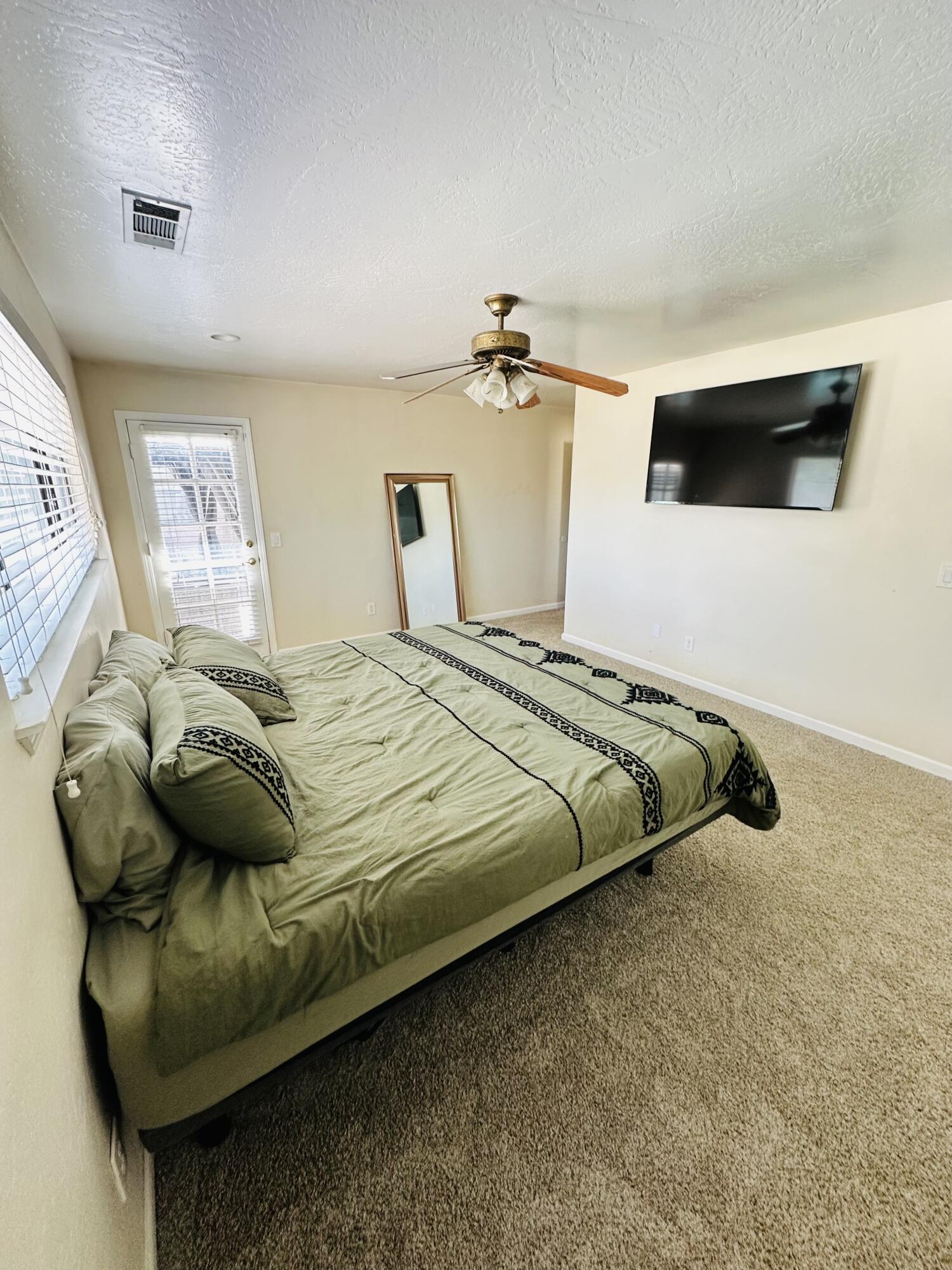 2612 E Feemster, Visalia, CA 93292