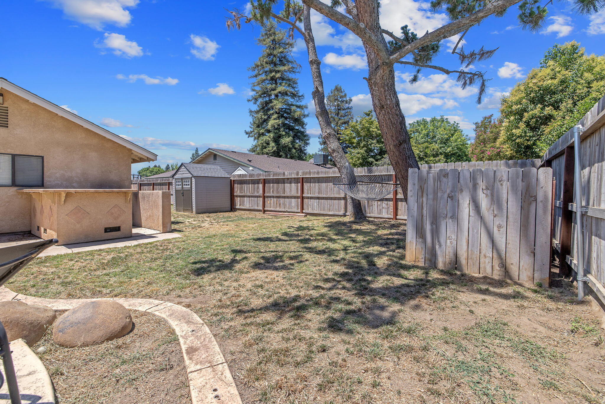 2612 E Feemster, Visalia, CA 93292
