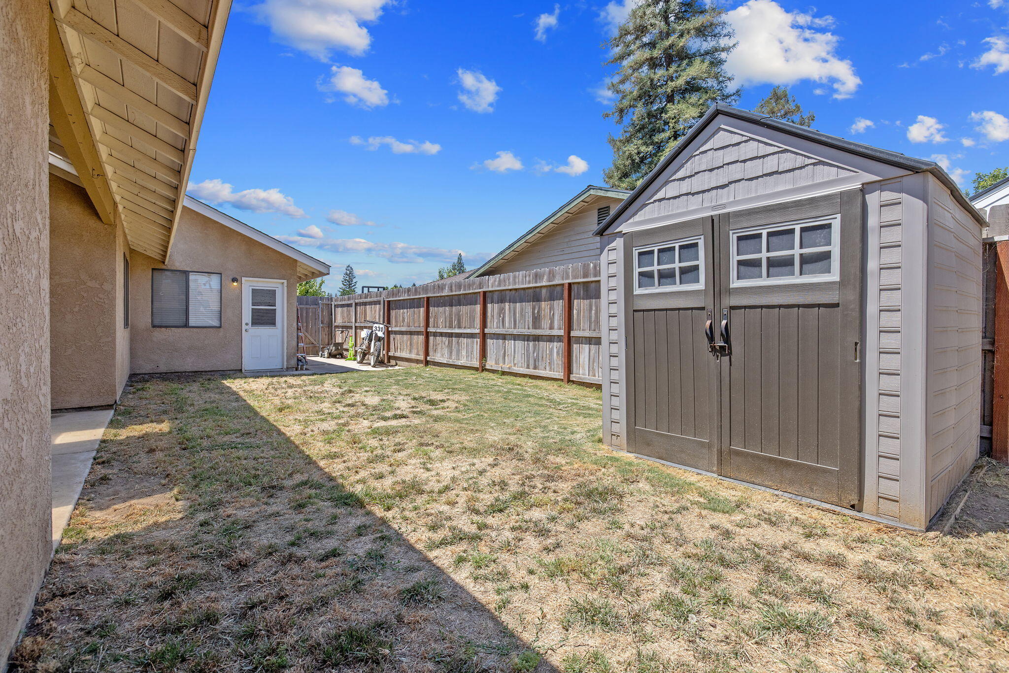 2612 E Feemster, Visalia, CA 93292