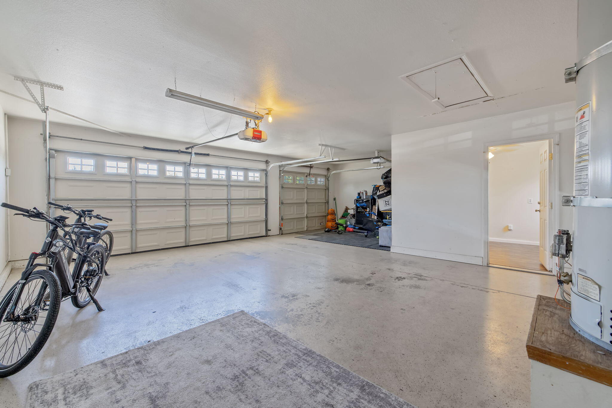 2612 E Feemster, Visalia, CA 93292