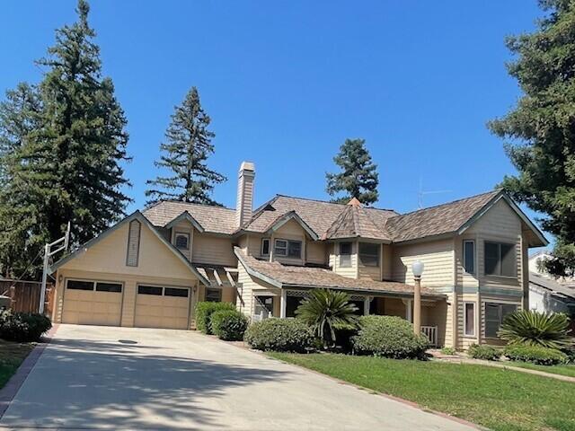 144 E Parkview Ave, Visalia, CA 93277