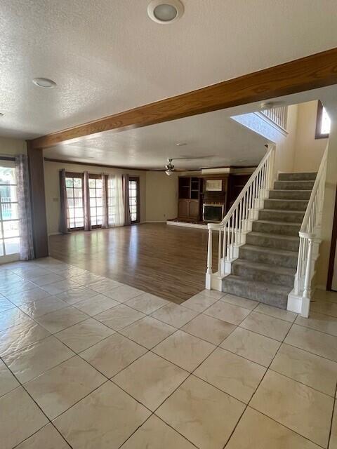 144 E Parkview Ave, Visalia, CA 93277