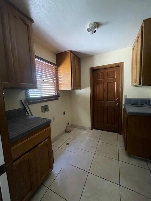 144 E Parkview Ave, Visalia, CA 93277