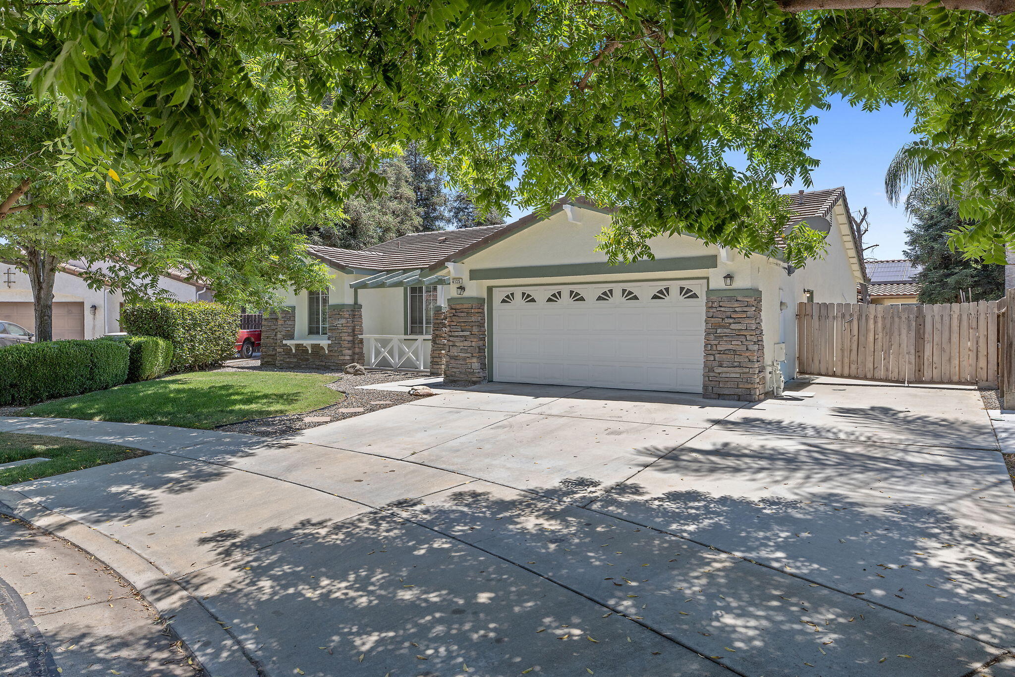 4125 W Harold, Visalia, CA 93291