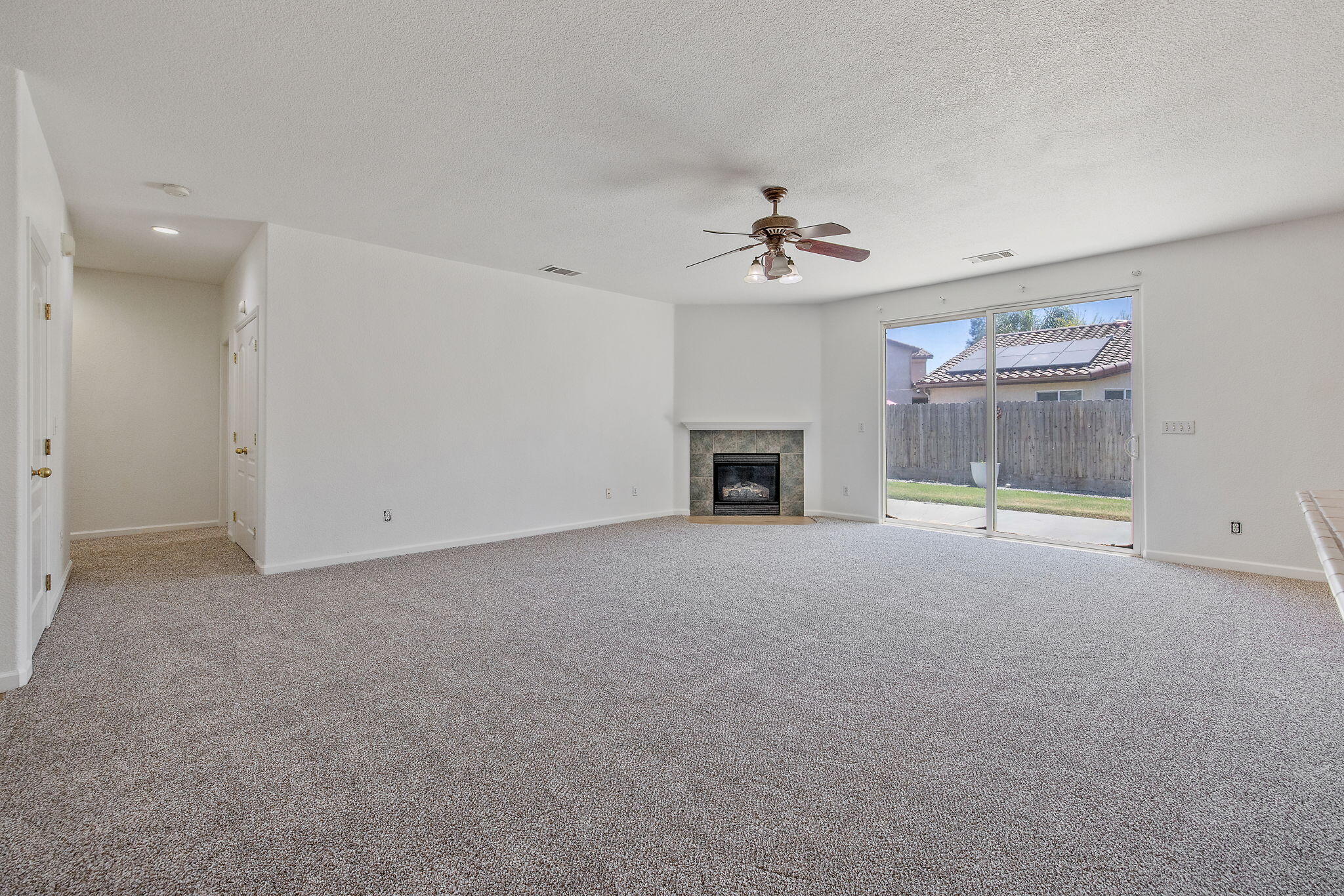 4125 W Harold, Visalia, CA 93291