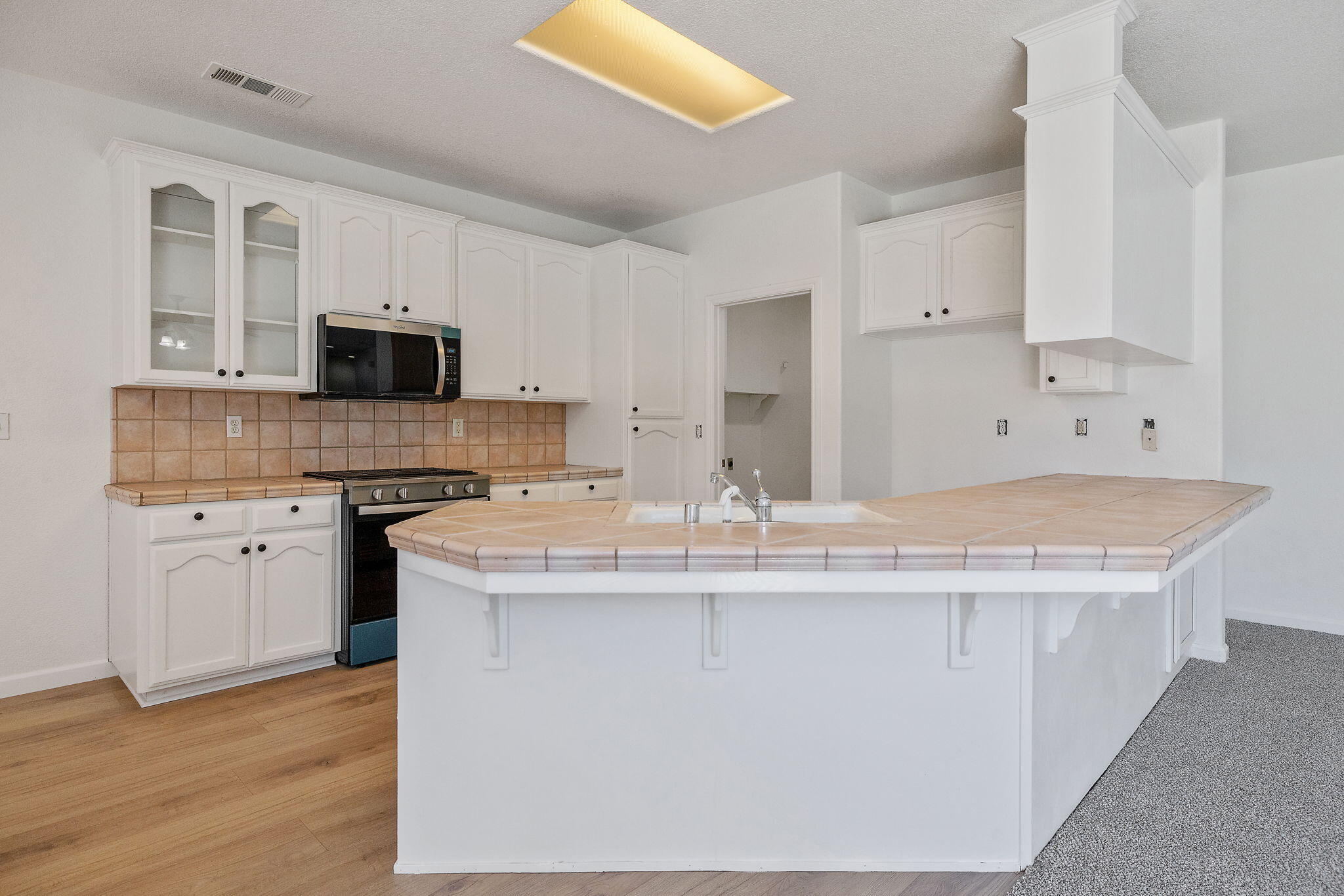 4125 W Harold, Visalia, CA 93291