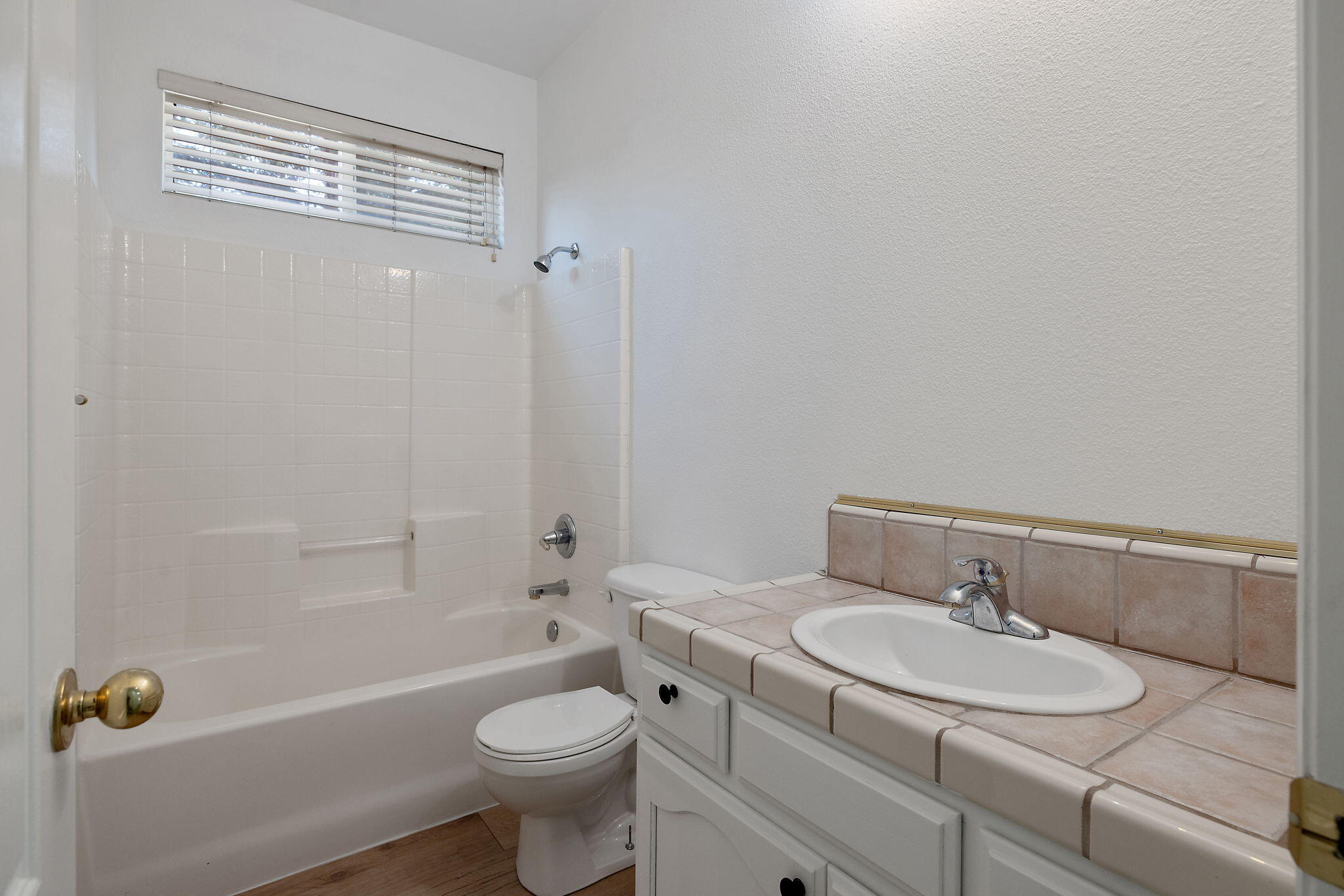4125 W Harold, Visalia, CA 93291