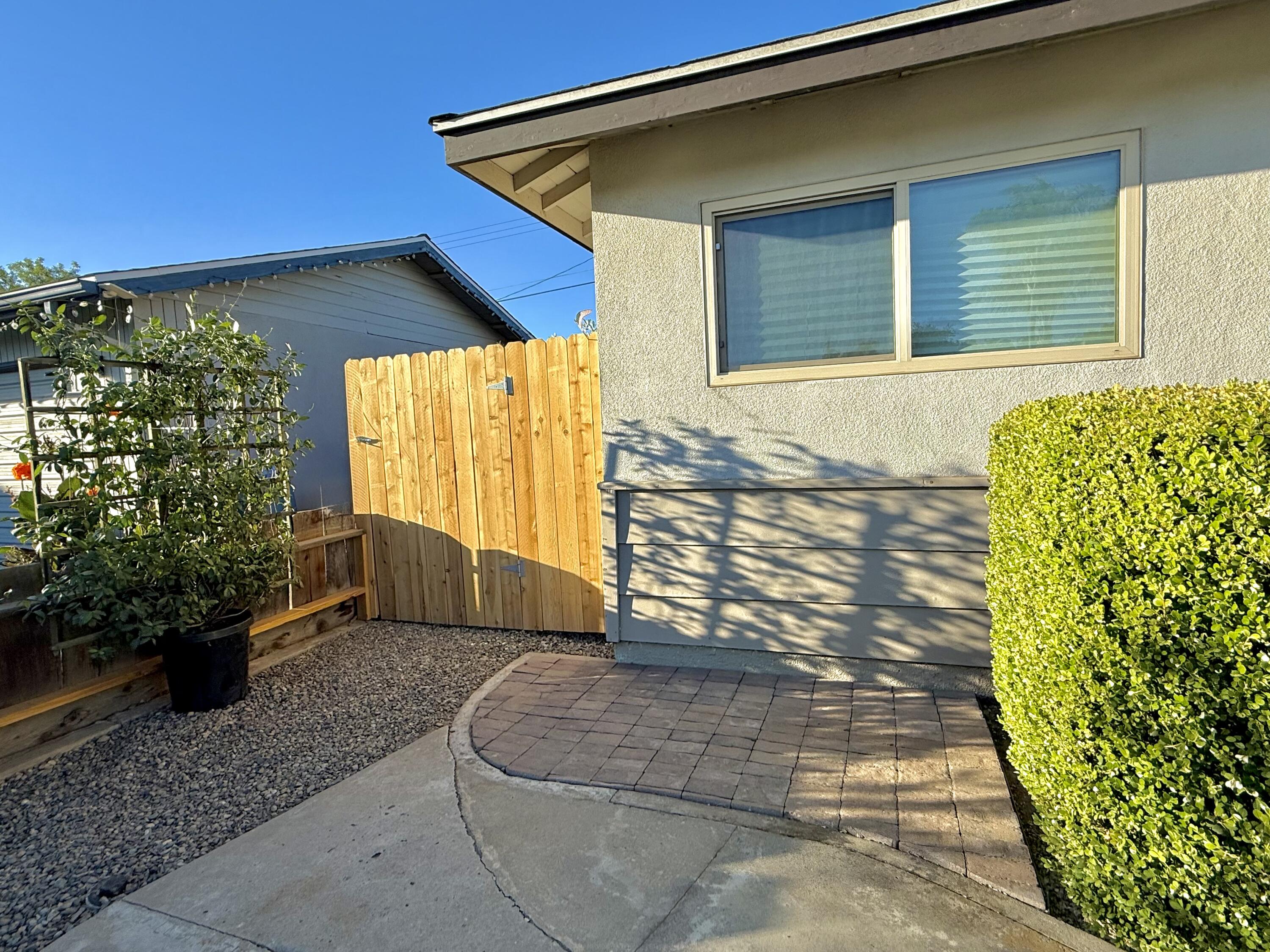 3113 E Laurel Ave, Visalia, CA 93292