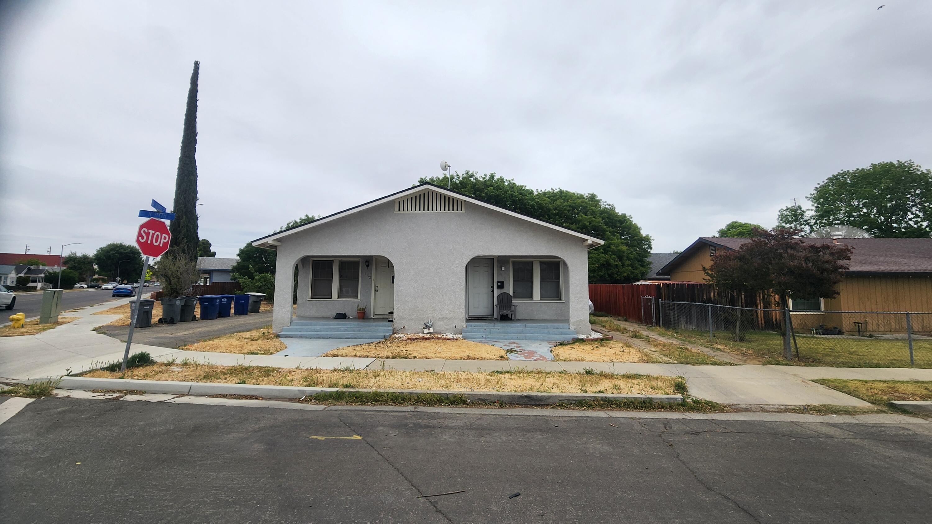 450 N 6th St, Coalinga, CA 93210