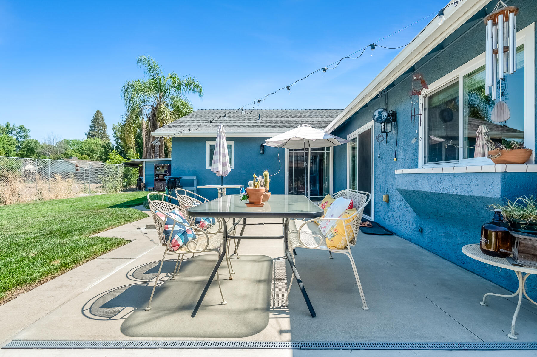 1814 N Enos St, Visalia, CA 93292
