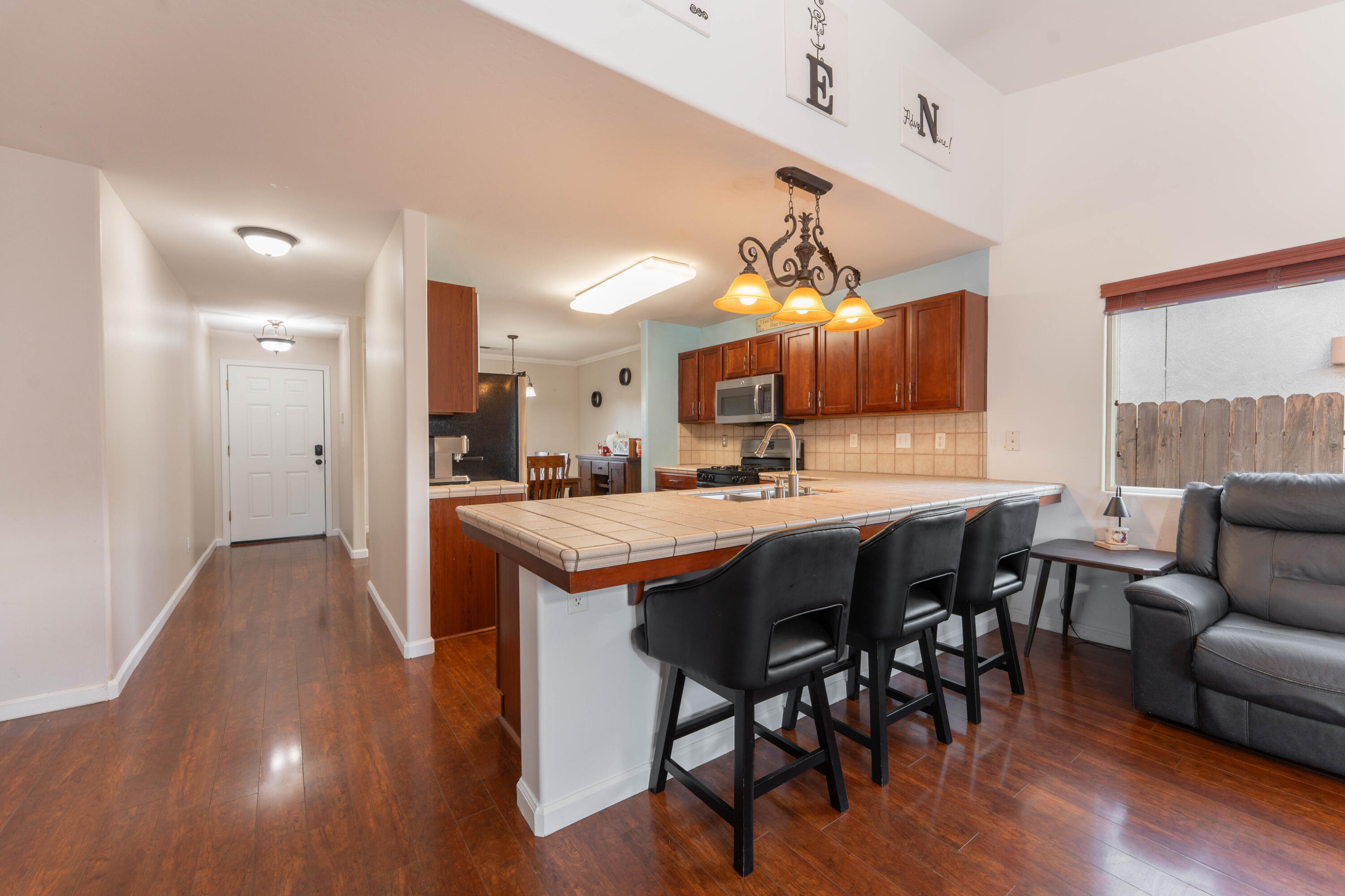 4304 E Oak Ave, Visalia, CA 93291