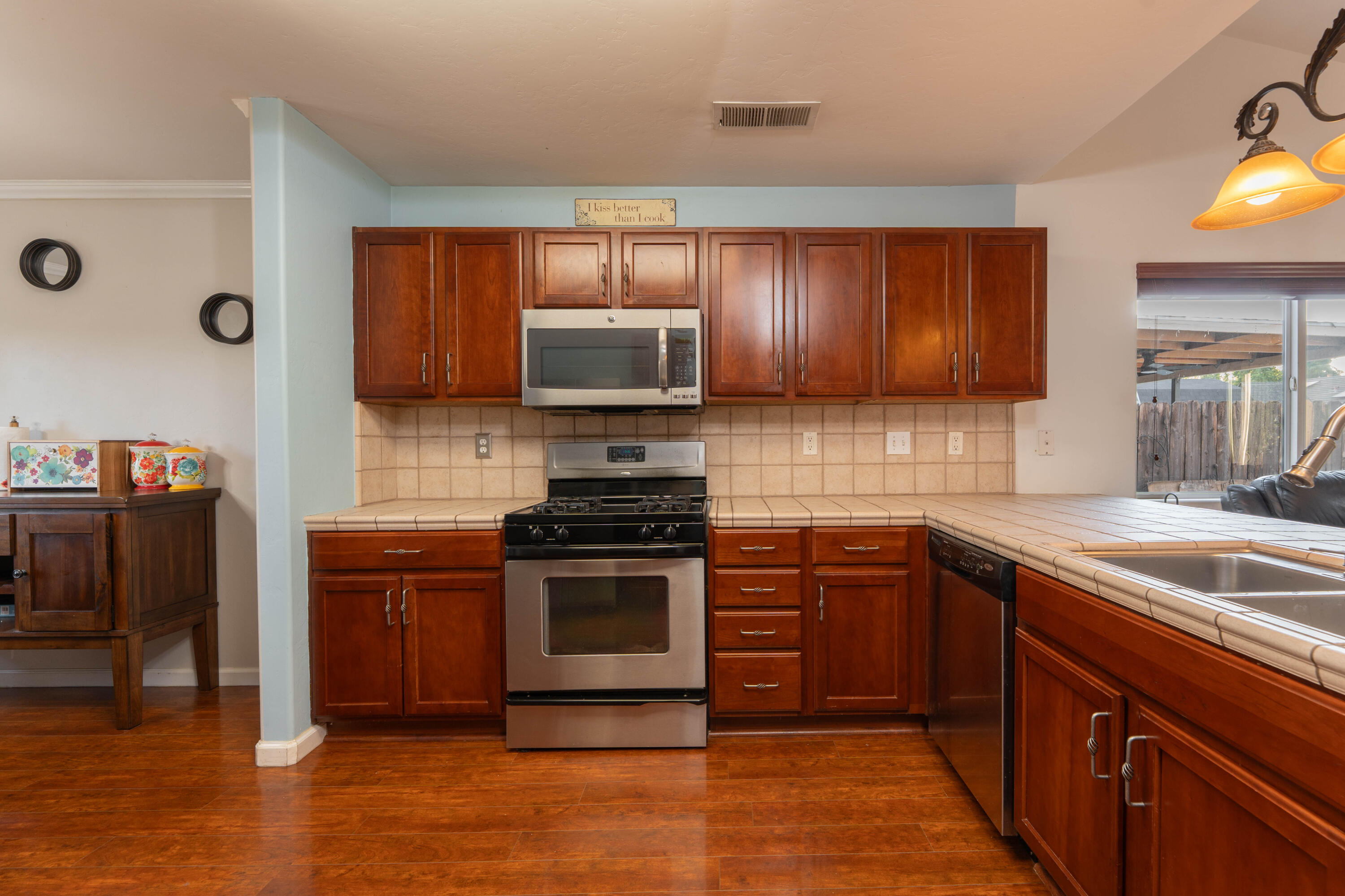 4304 E Oak Ave, Visalia, CA 93291