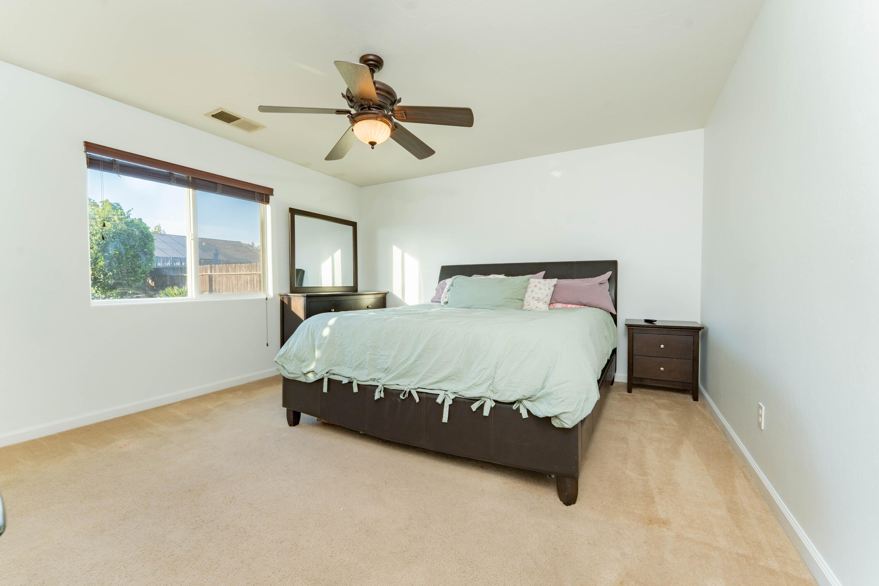 4304 E Oak Ave, Visalia, CA 93291