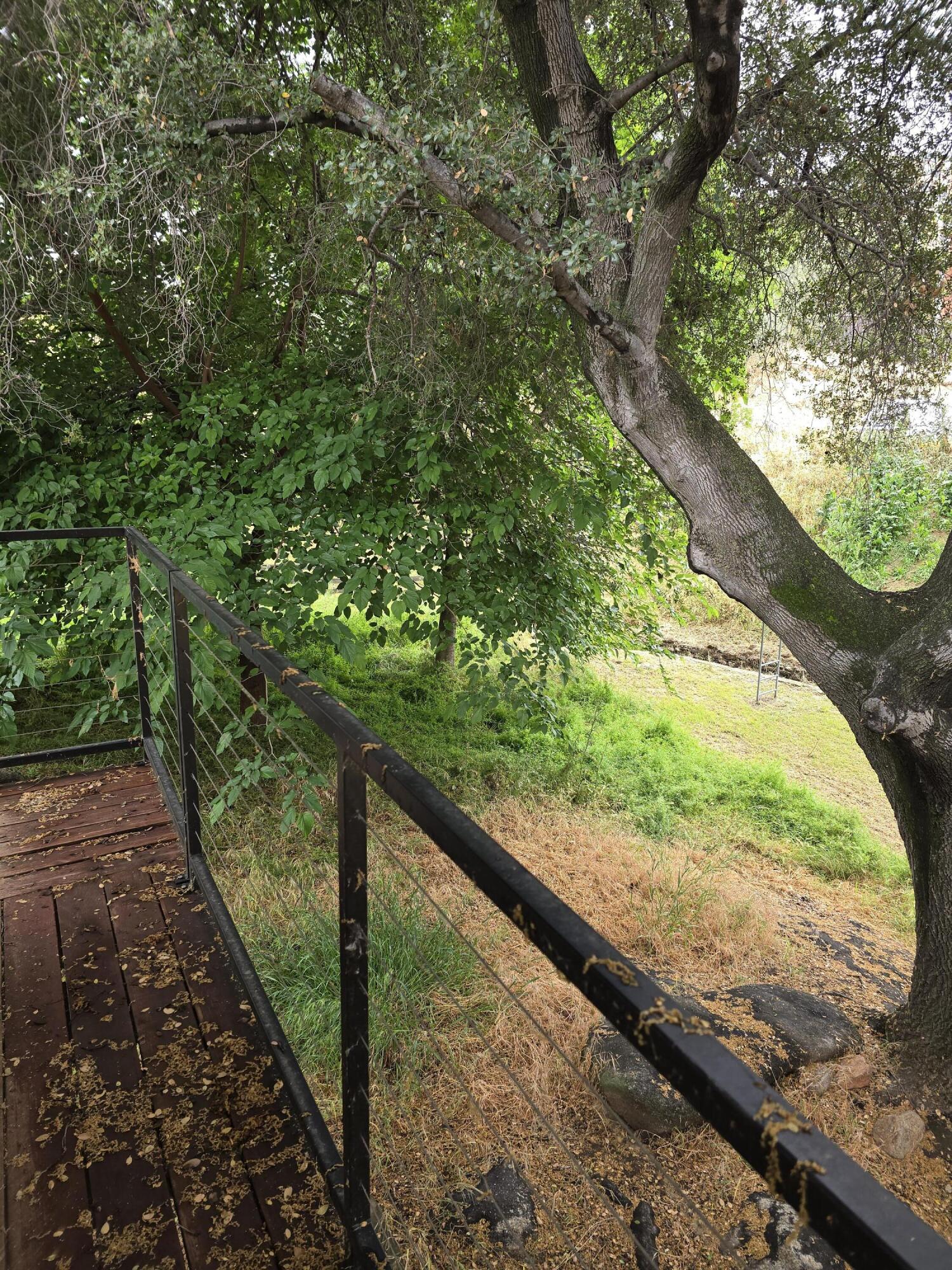 35228 Lenard Rd, Springville, CA 93265