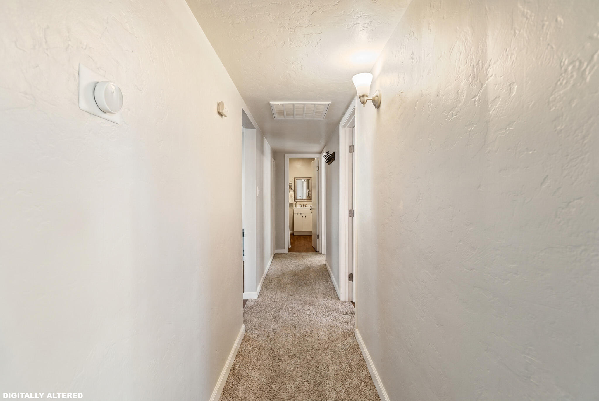 621 E Laurel Ave, Visalia, CA 93292