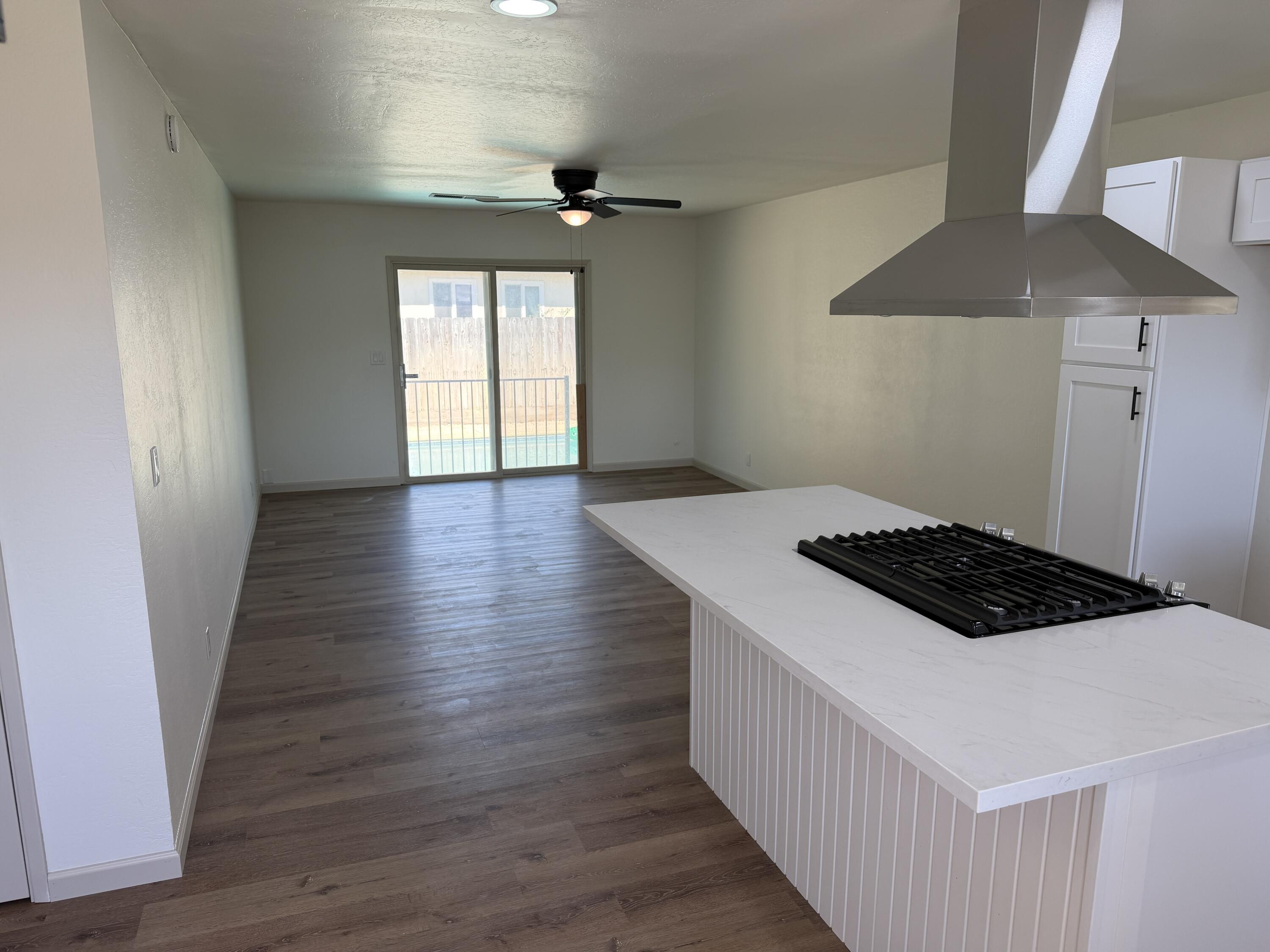 129 Vine St, Lemoore, CA 93245