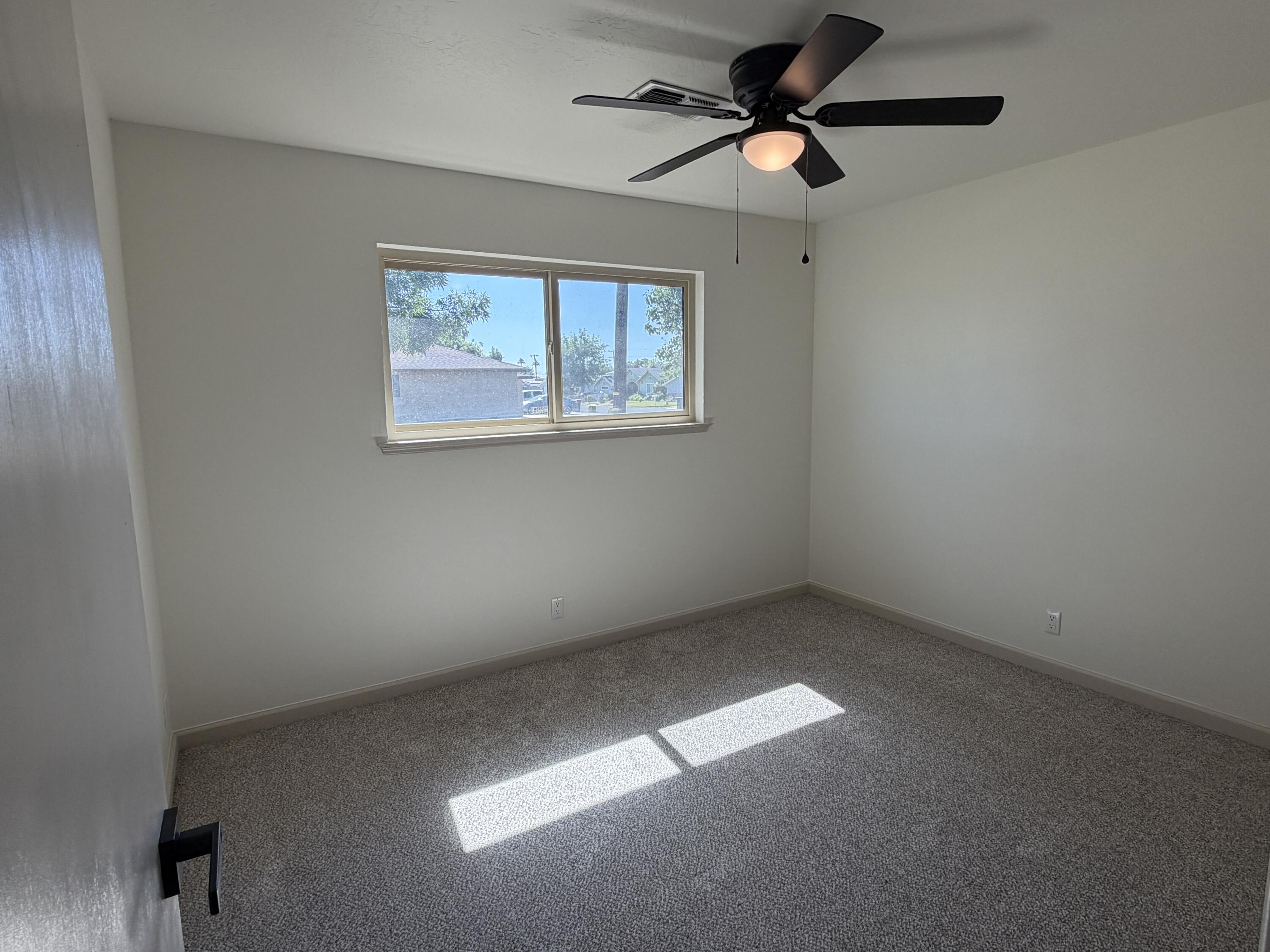 129 Vine St, Lemoore, CA 93245