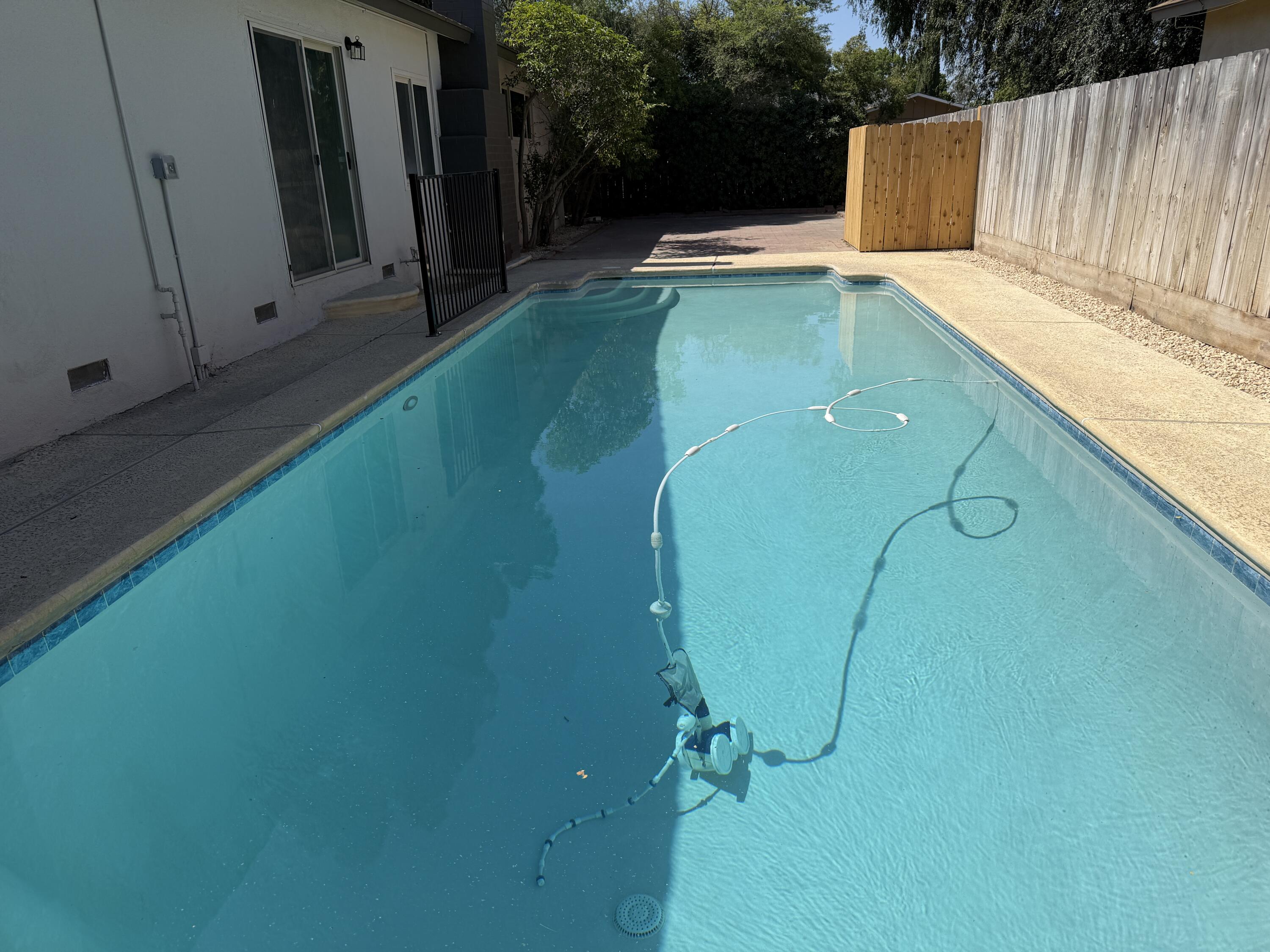 129 Vine St, Lemoore, CA 93245