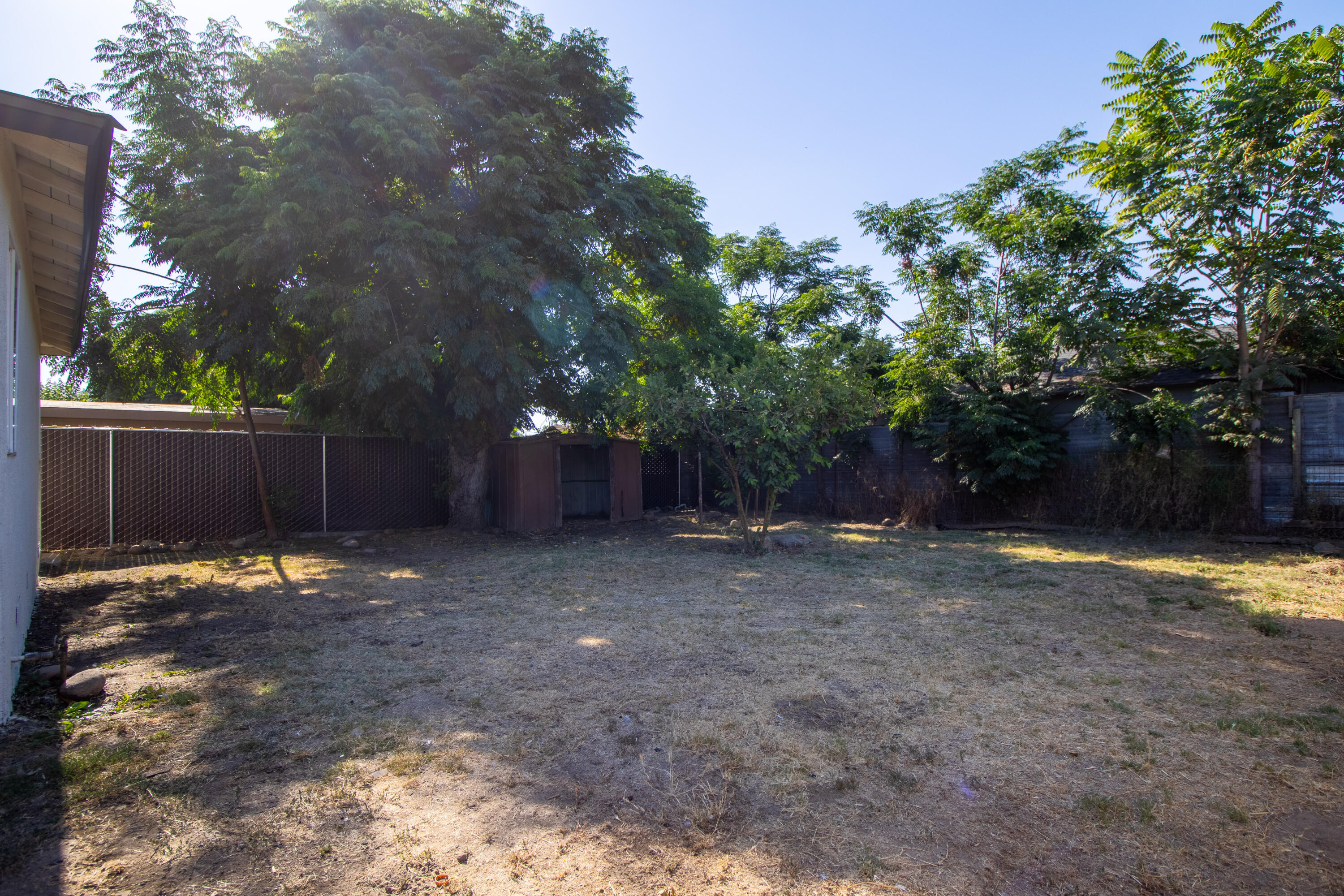 1378 E Tyler Ave Ln, Porterville, CA 93257