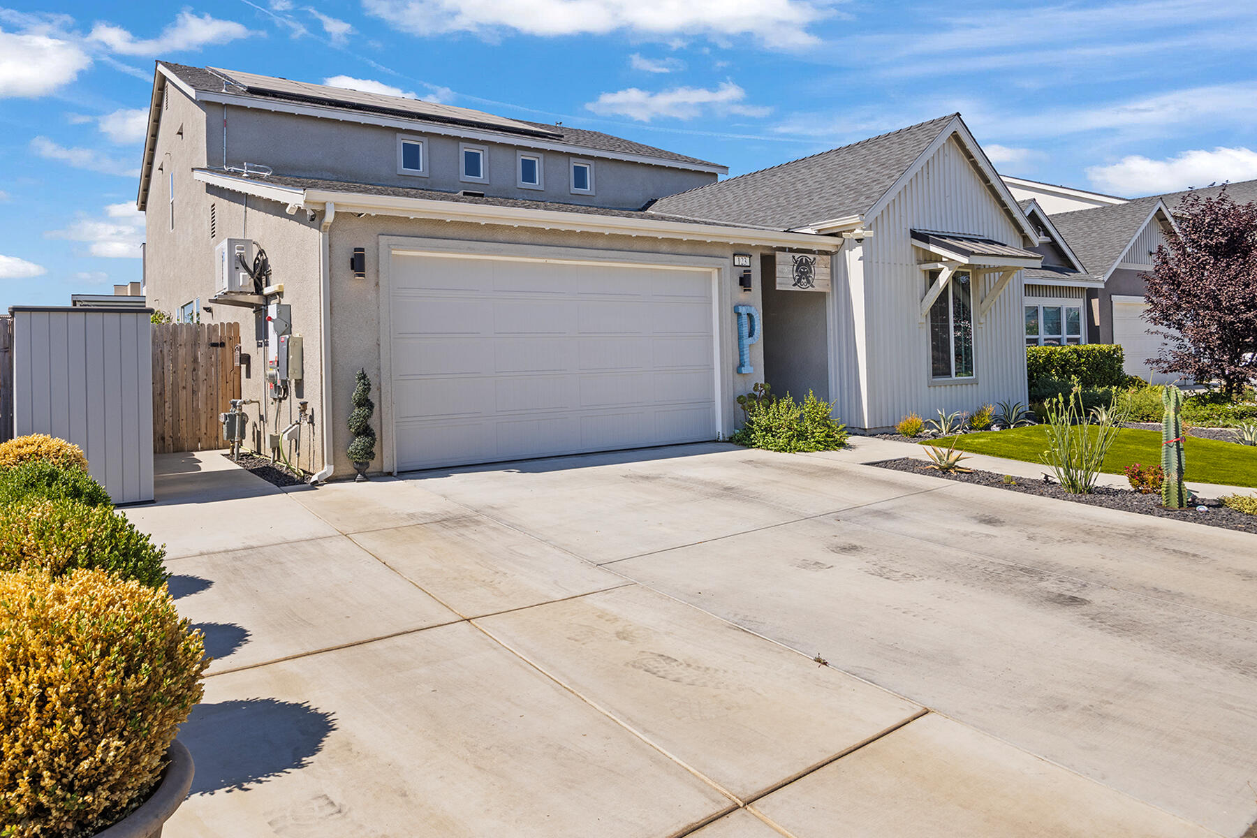 123 E Tyler Ave, Visalia, CA 93291