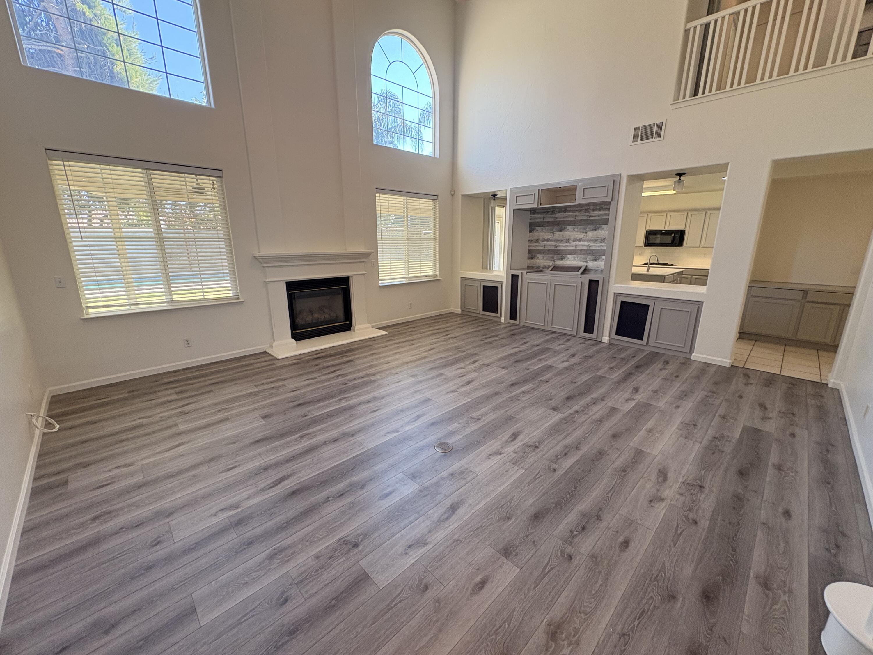 5408 W Perez Ave, Visalia, CA 93291