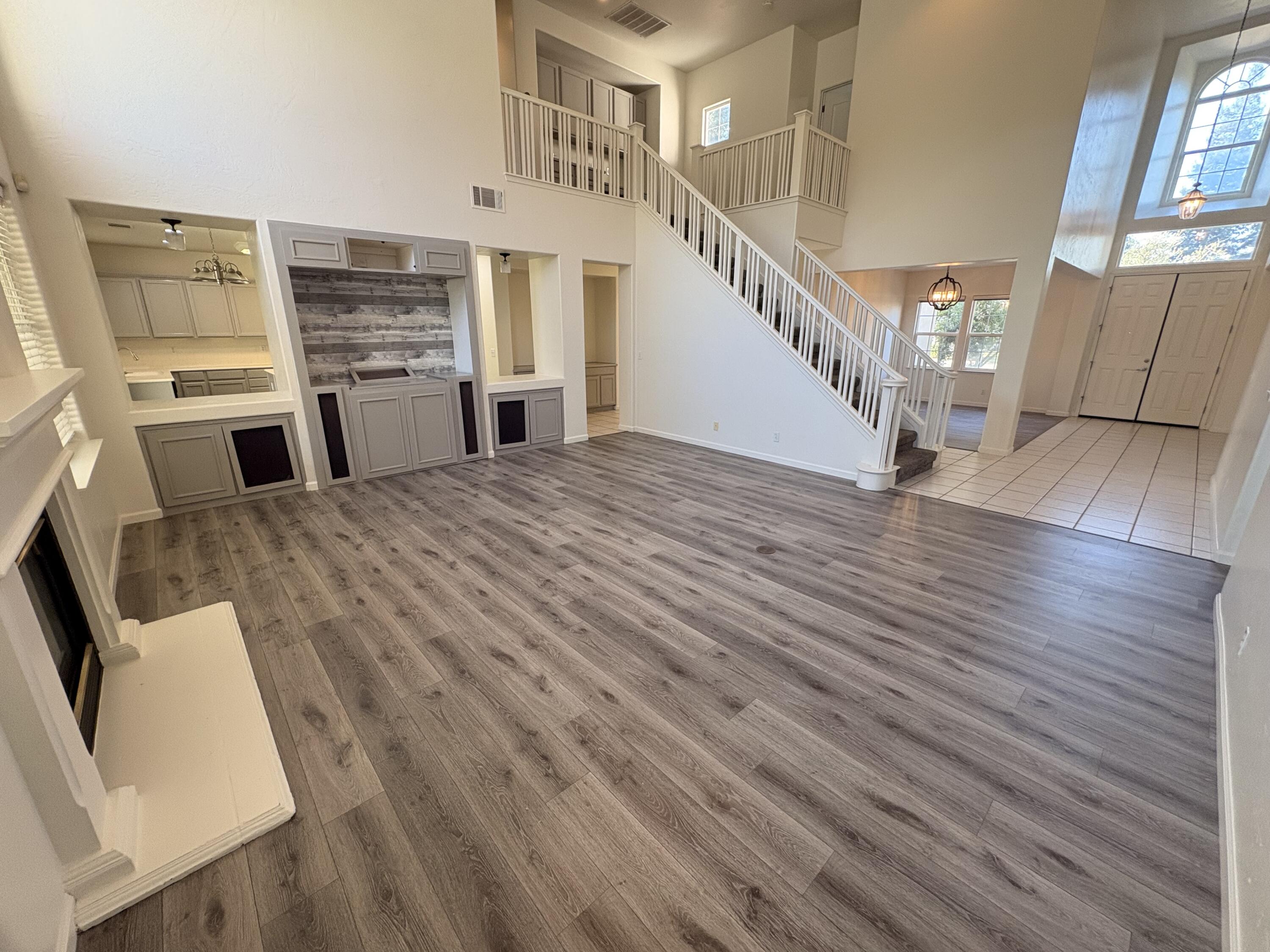 5408 W Perez Ave, Visalia, CA 93291