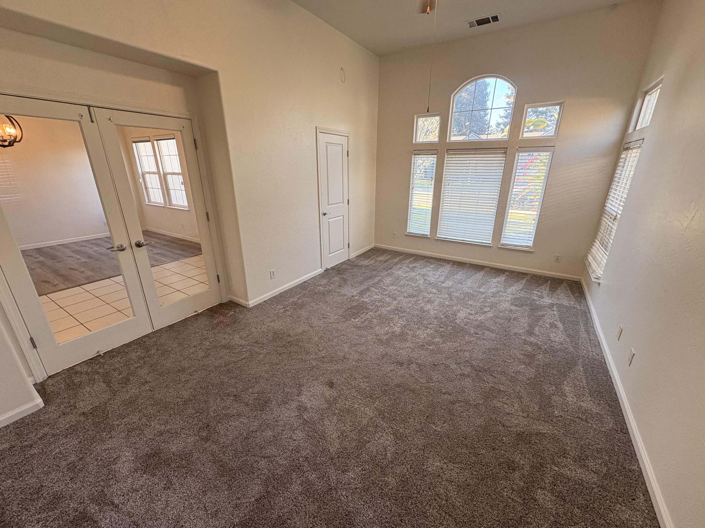 5408 W Perez Ave, Visalia, CA 93291