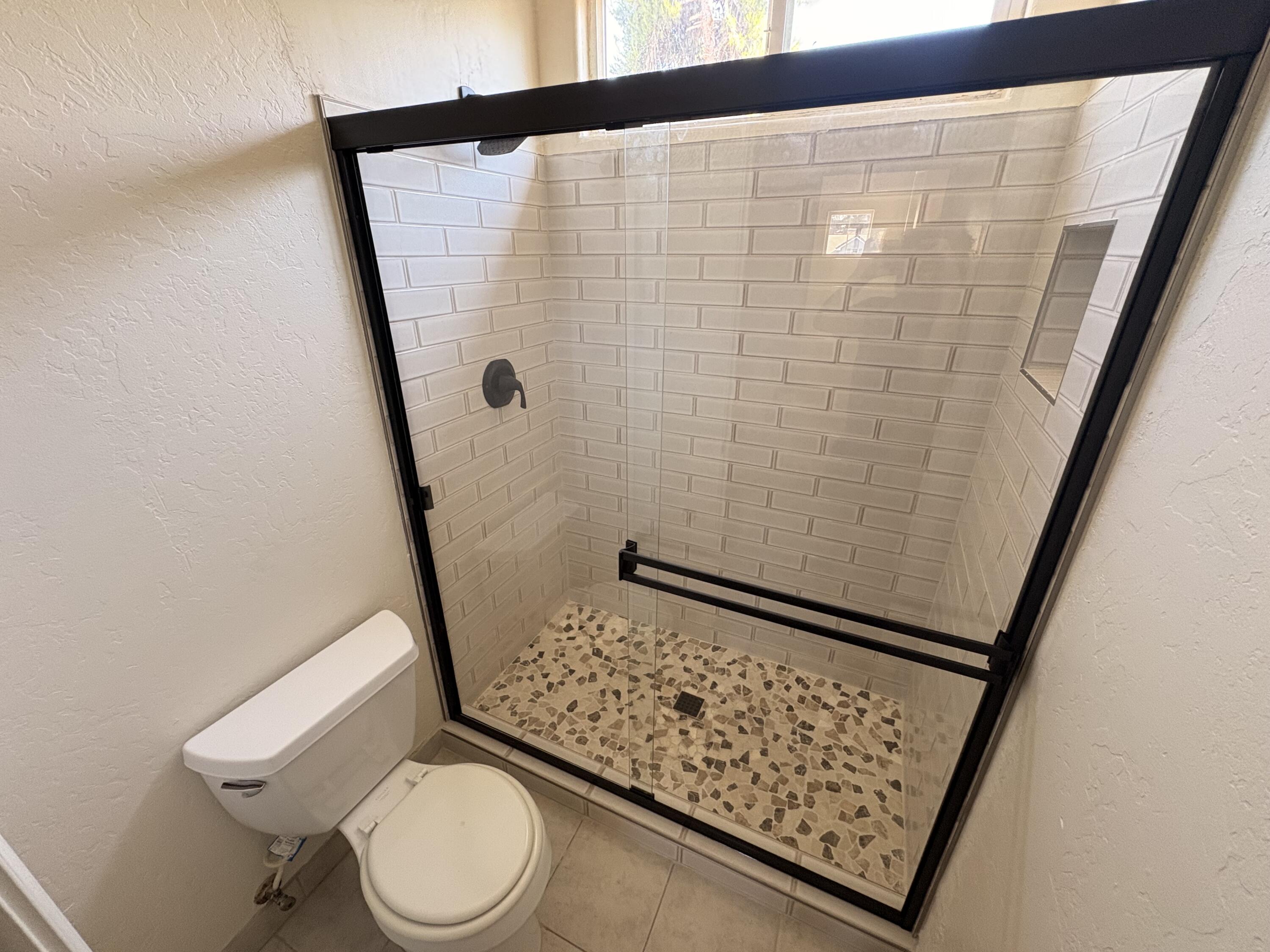 5408 W Perez Ave, Visalia, CA 93291