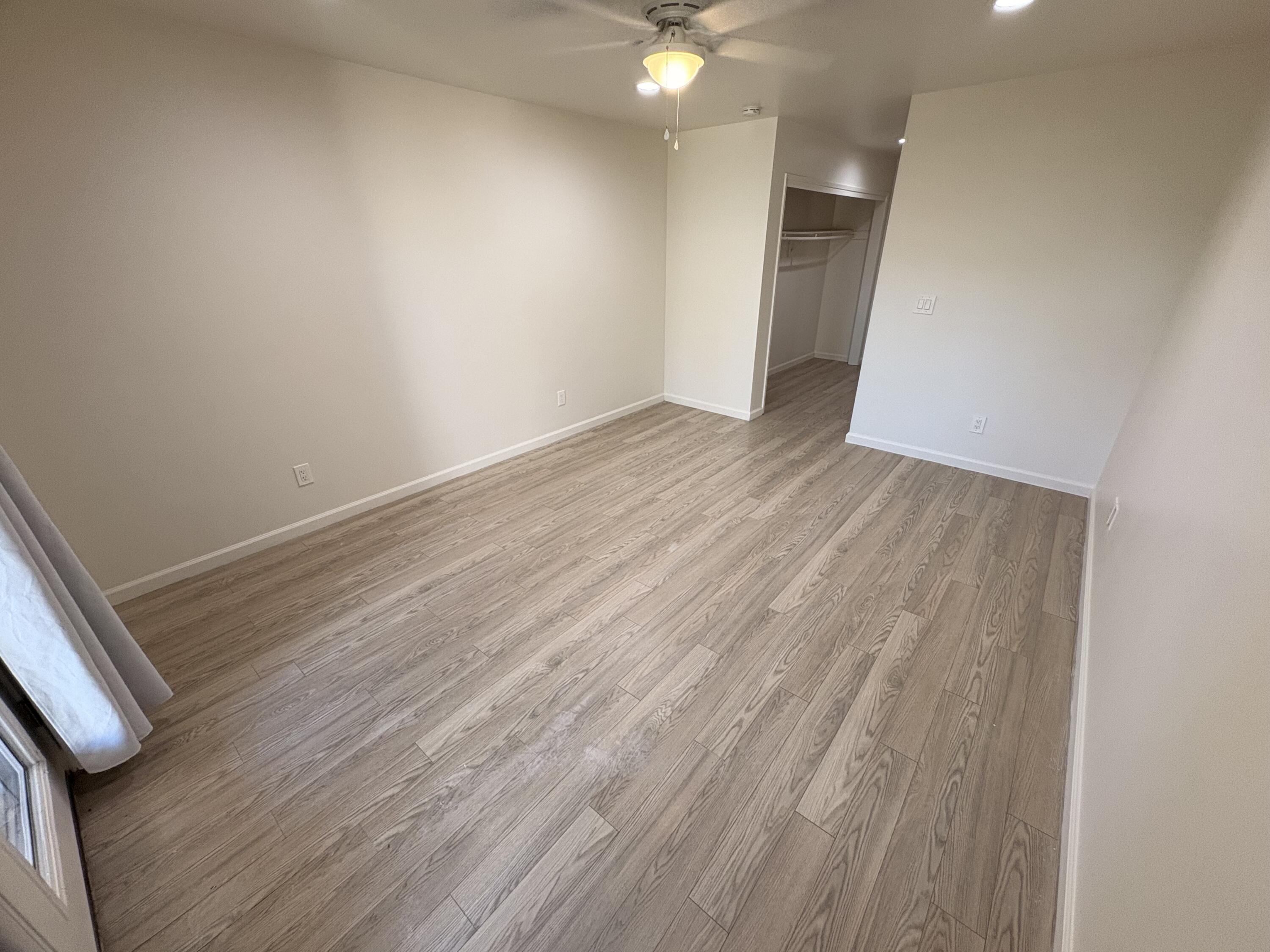 1600 N Goddard St, Visalia, CA 93292
