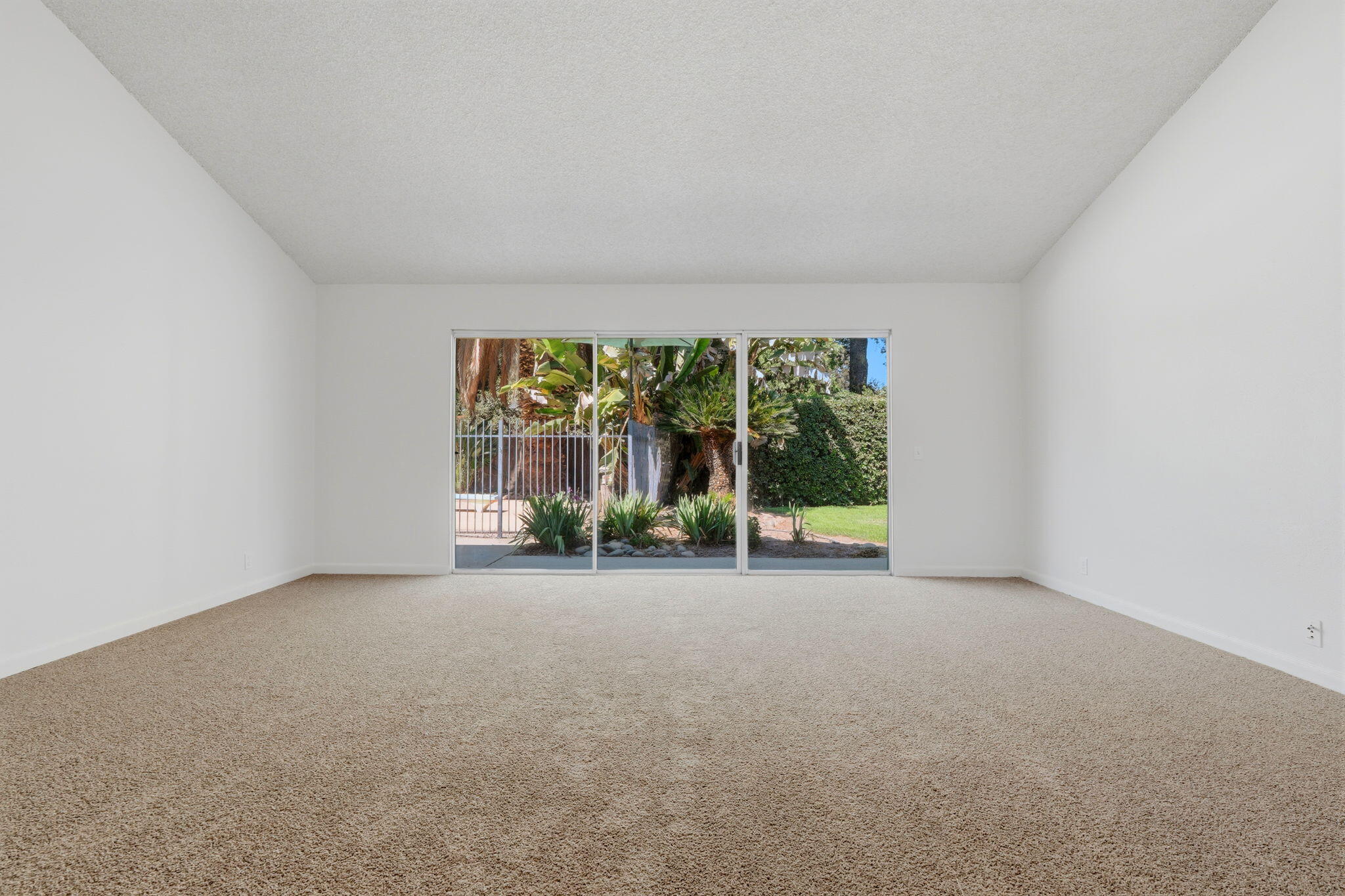 15126 Ave 312, Visalia, CA 93292