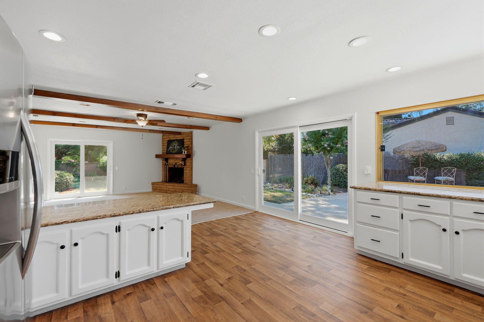 15126 Ave 312, Visalia, CA 93292