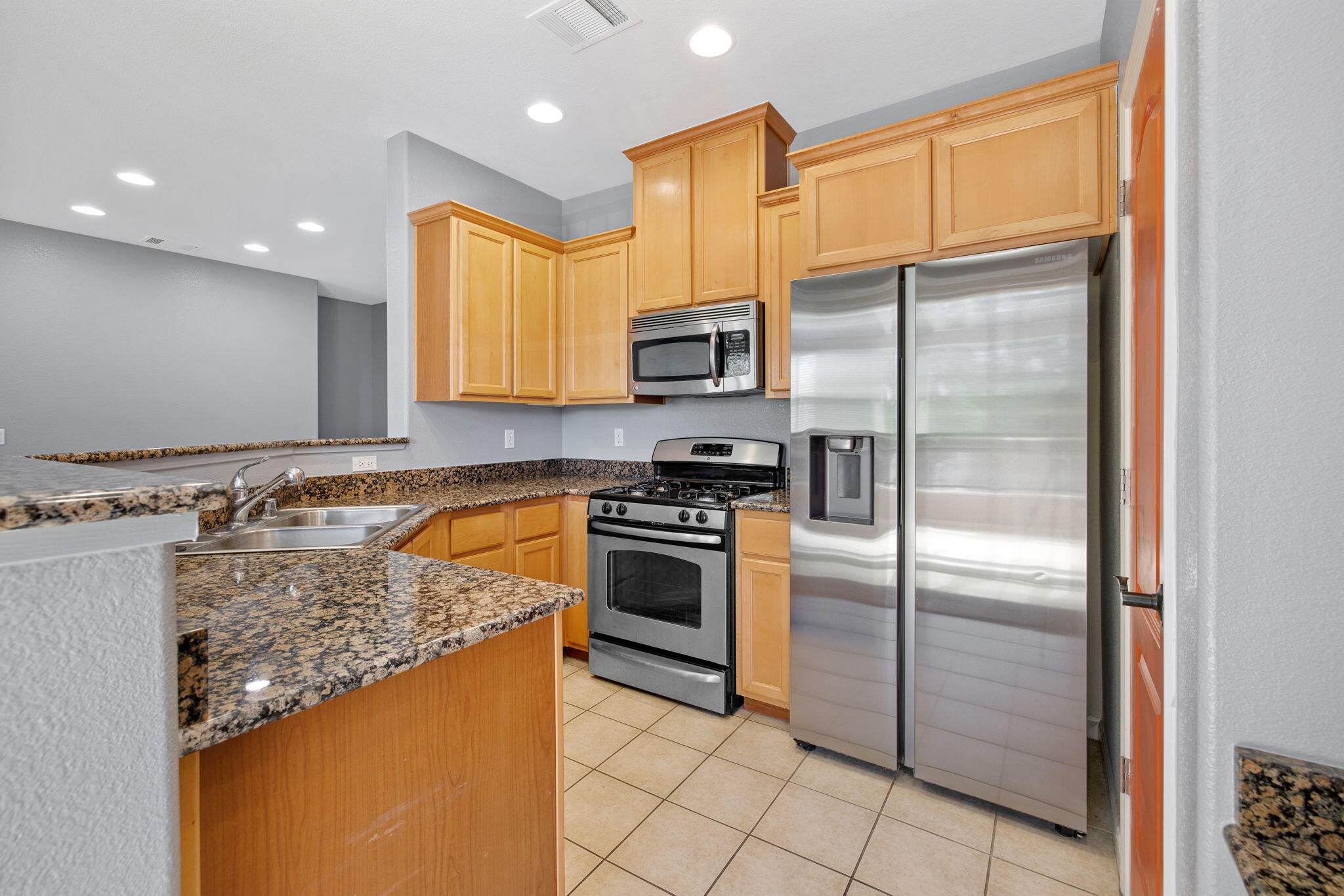 2117 Boccioni Ln, Clovis, CA 93611
