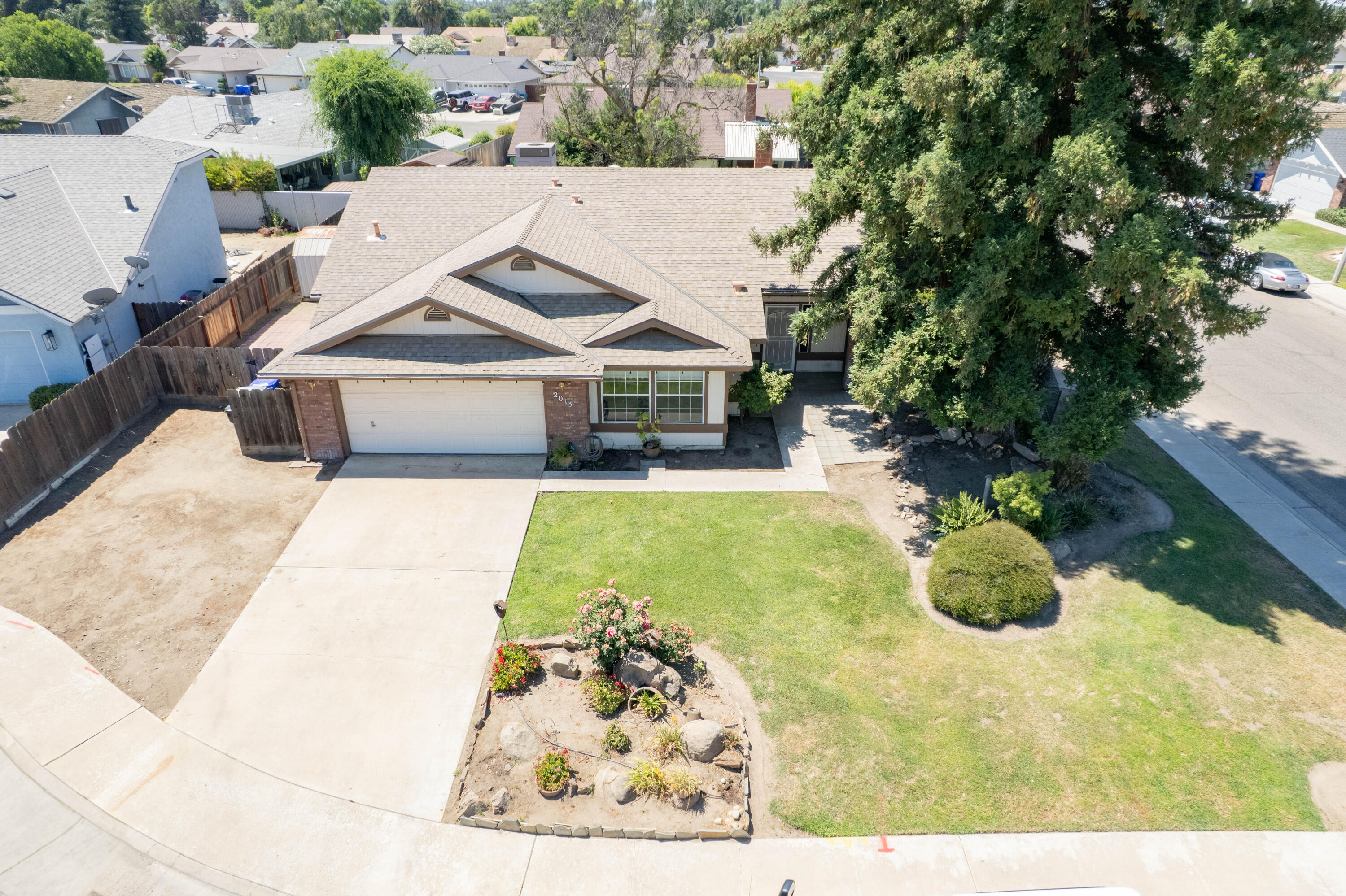 2013 Cricklewood Cir, Porterville, CA 93257