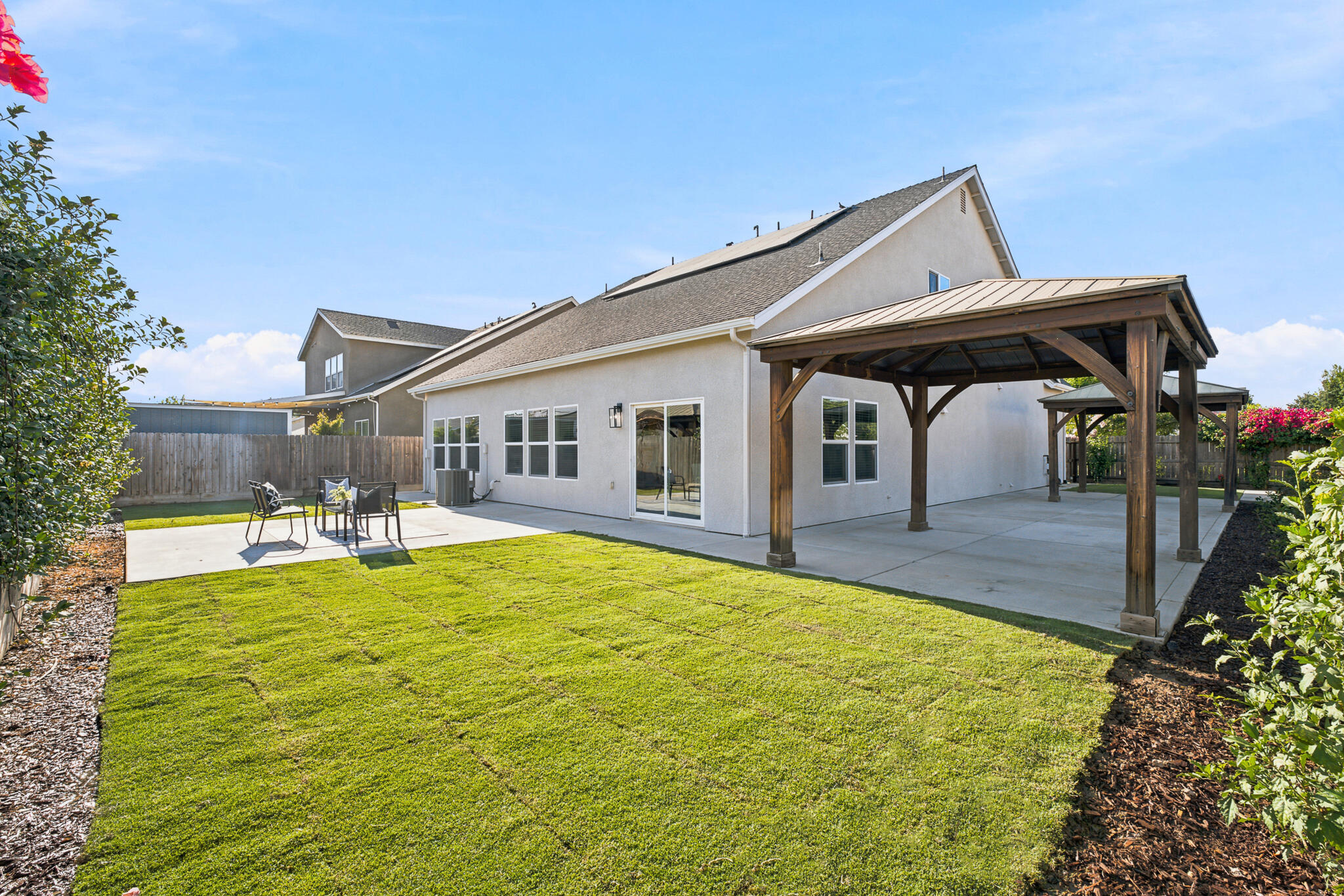 3725 W Clinton Ave, Visalia, CA 93291