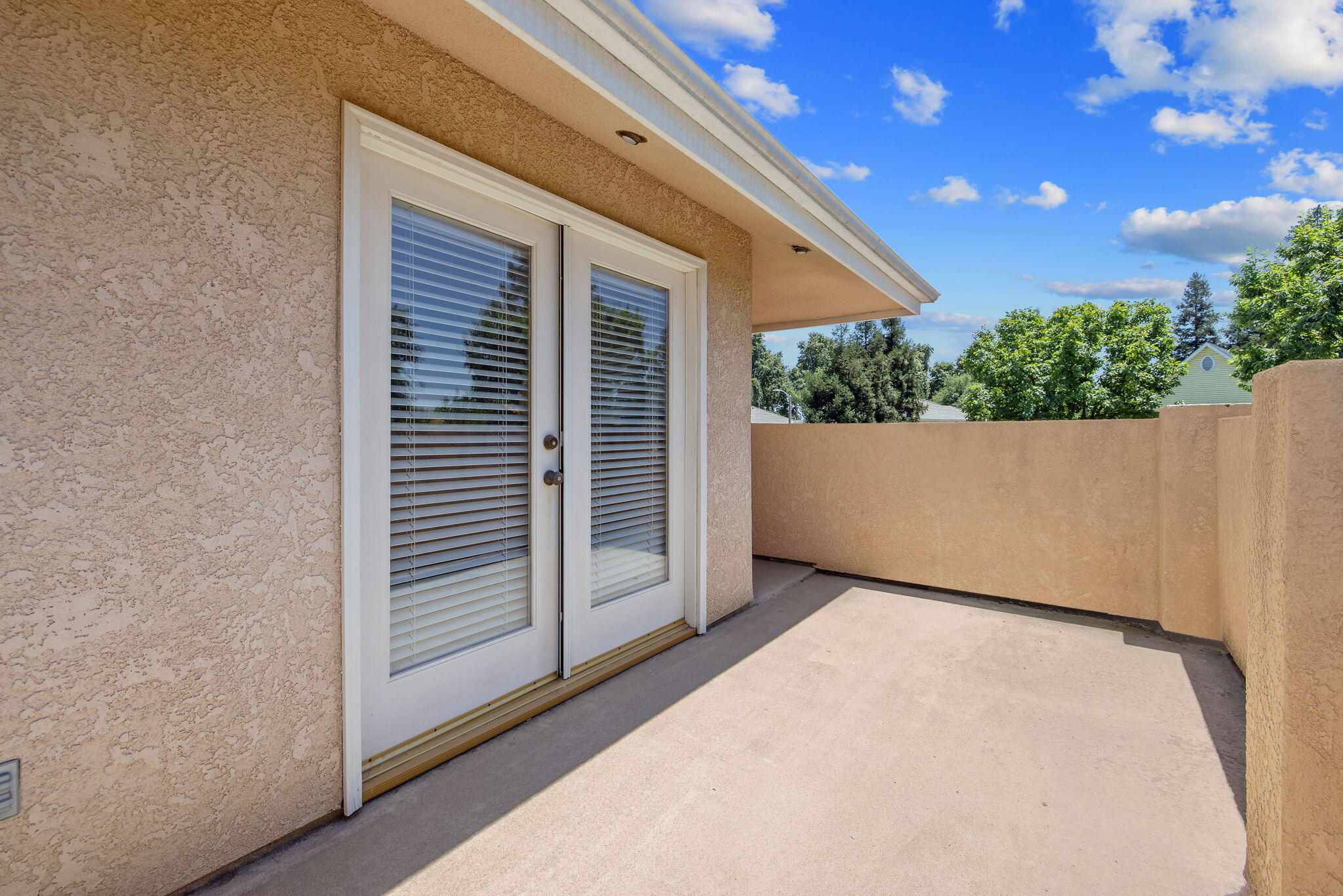 1647 S Bluegrass Ct, Visalia, CA 93277