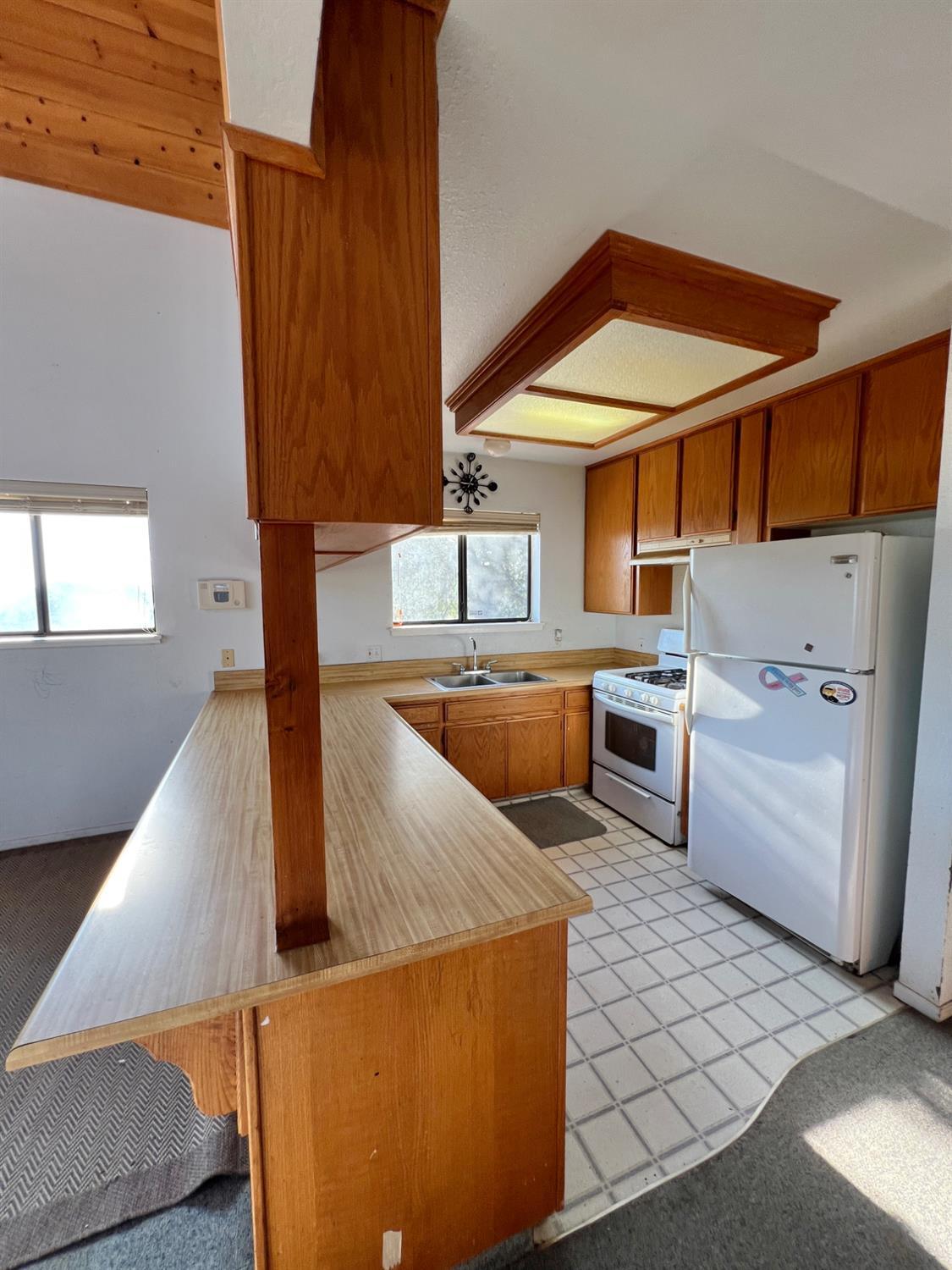 46396 Redwing Ln, Yokuts Valley, CA 93675