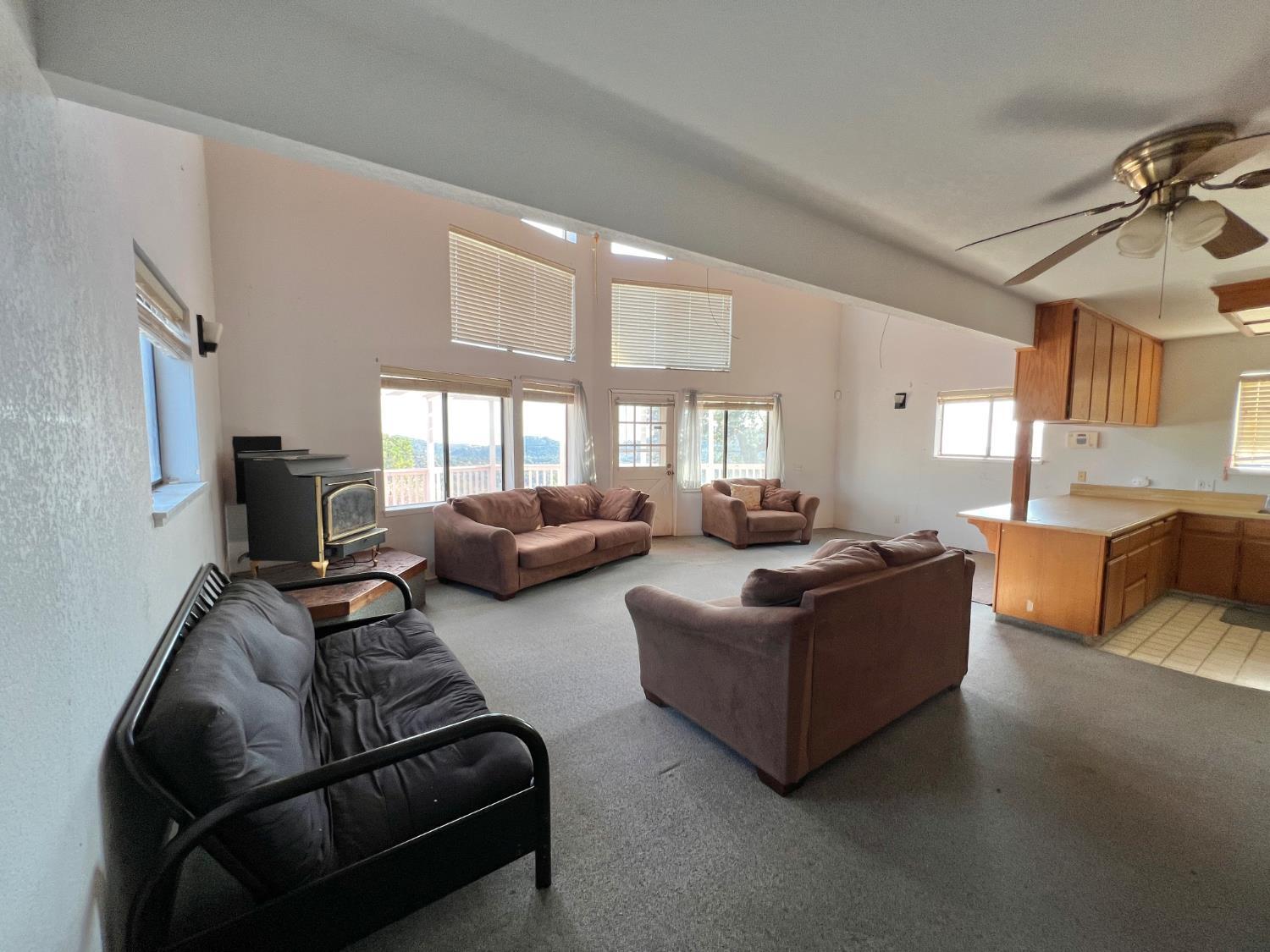 46396 Redwing Ln, Yokuts Valley, CA 93675