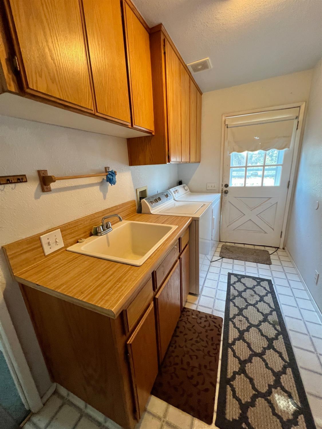 46396 Redwing Ln, Yokuts Valley, CA 93675