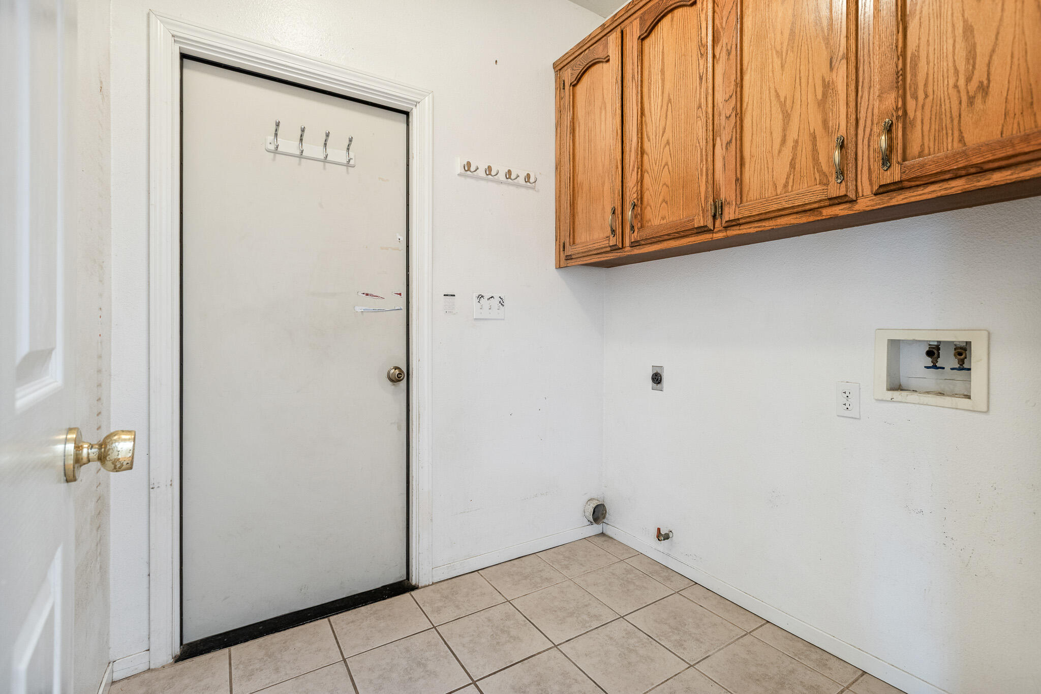 1395 W La Vida Ln, Porterville, CA 93257
