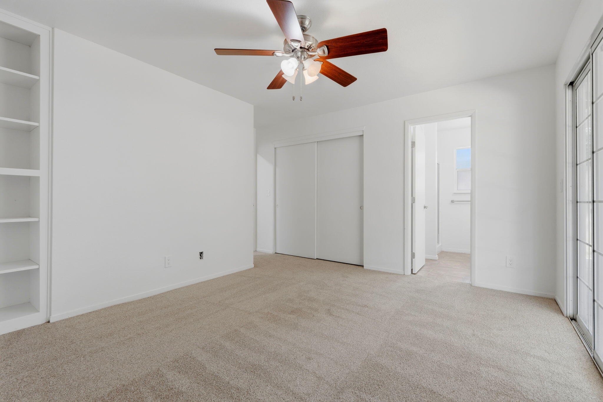 632 Birdsong Ct, Exeter, CA 93221