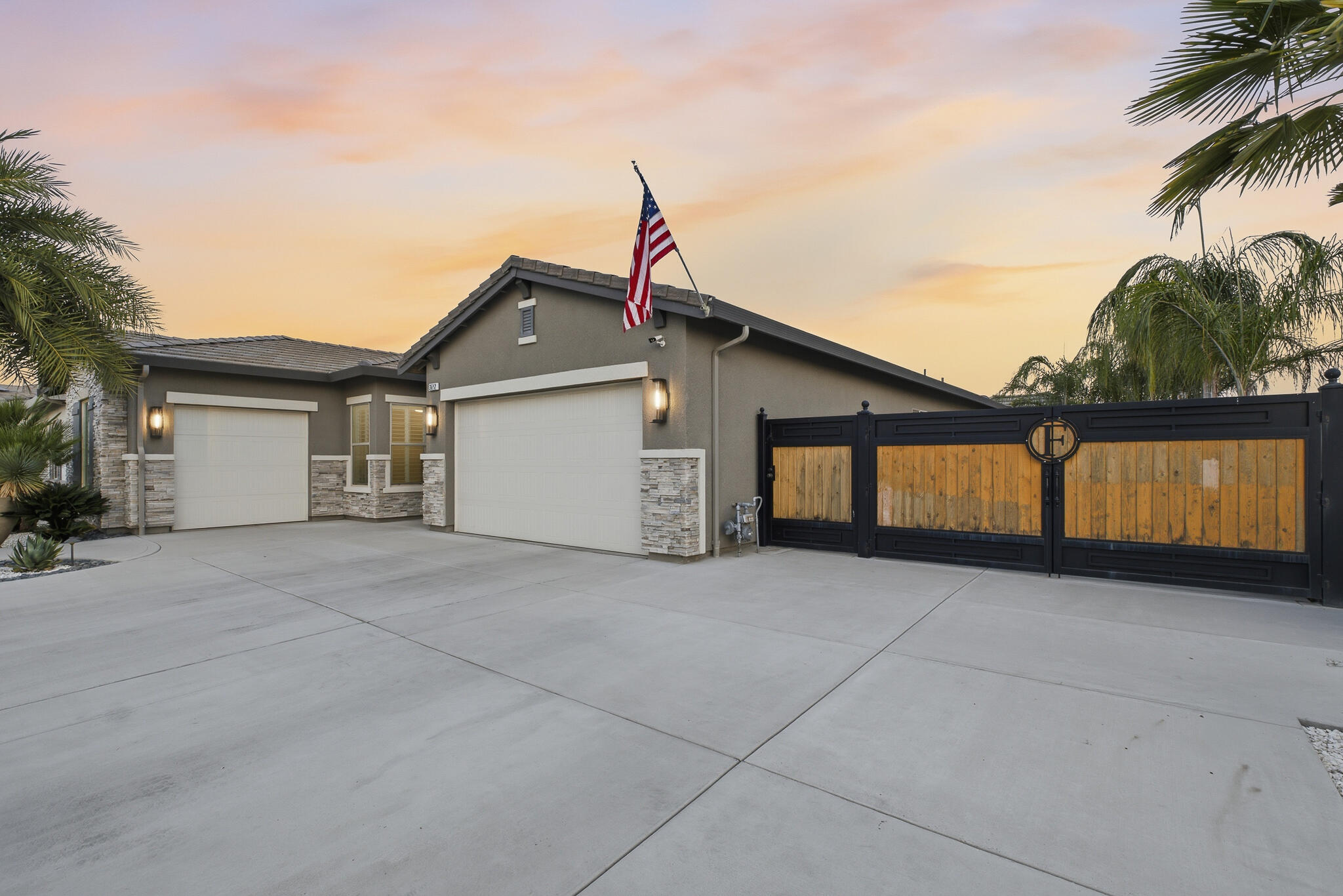 3612 Gold King Place Cir, Dinuba, CA 93618
