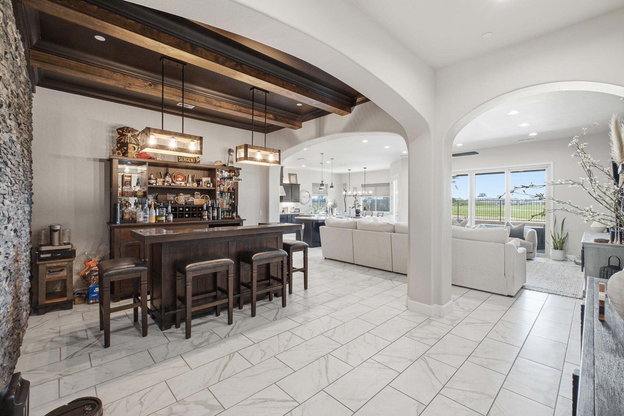 3612 Gold King Place Cir, Dinuba, CA 93618
