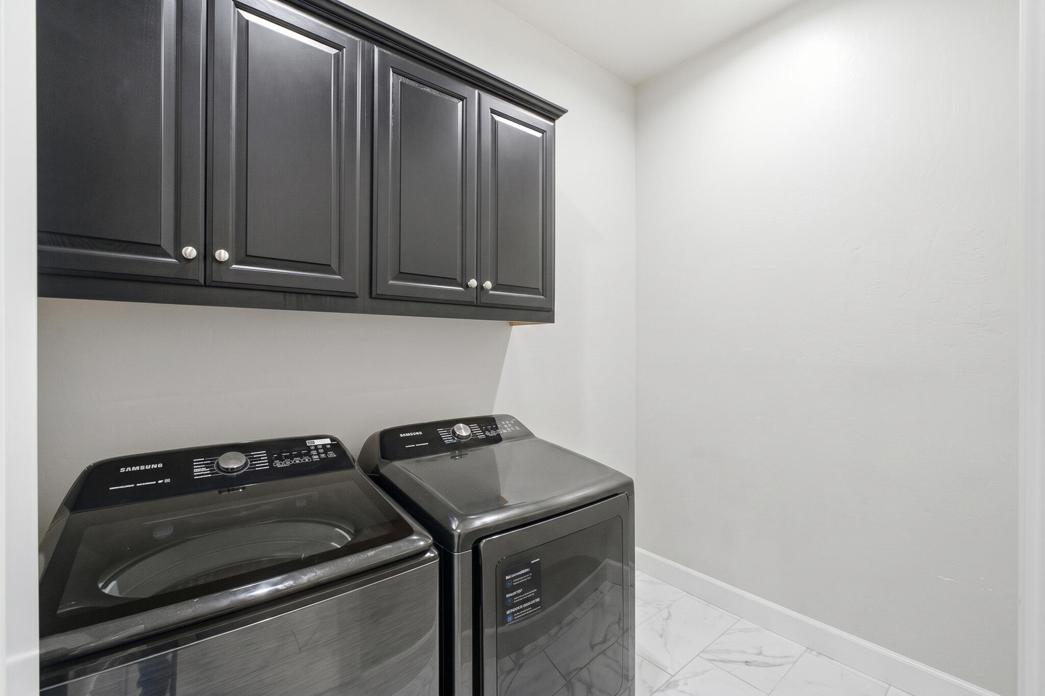 3612 Gold King Place Cir, Dinuba, CA 93618