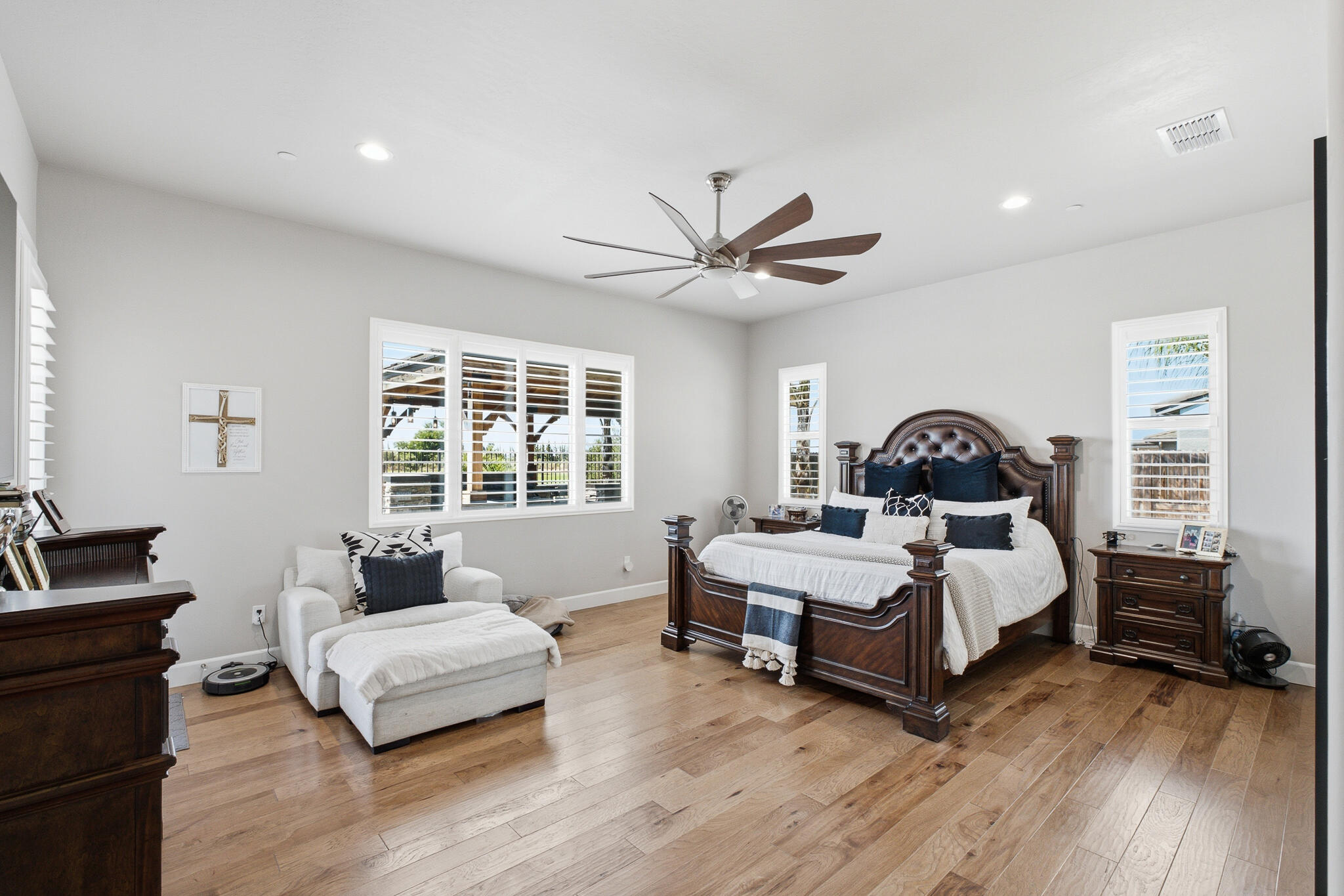 3612 Gold King Place Cir, Dinuba, CA 93618
