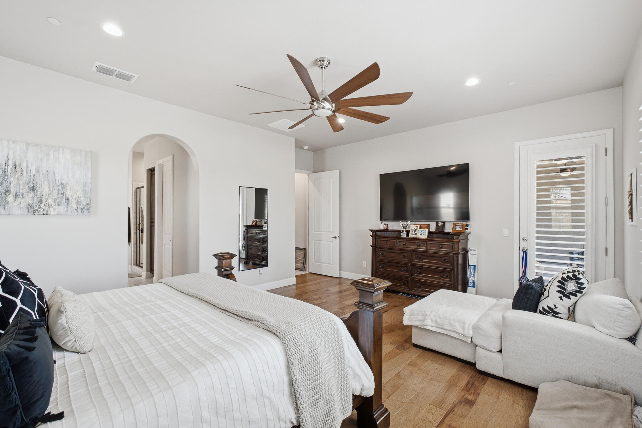 3612 Gold King Place Cir, Dinuba, CA 93618