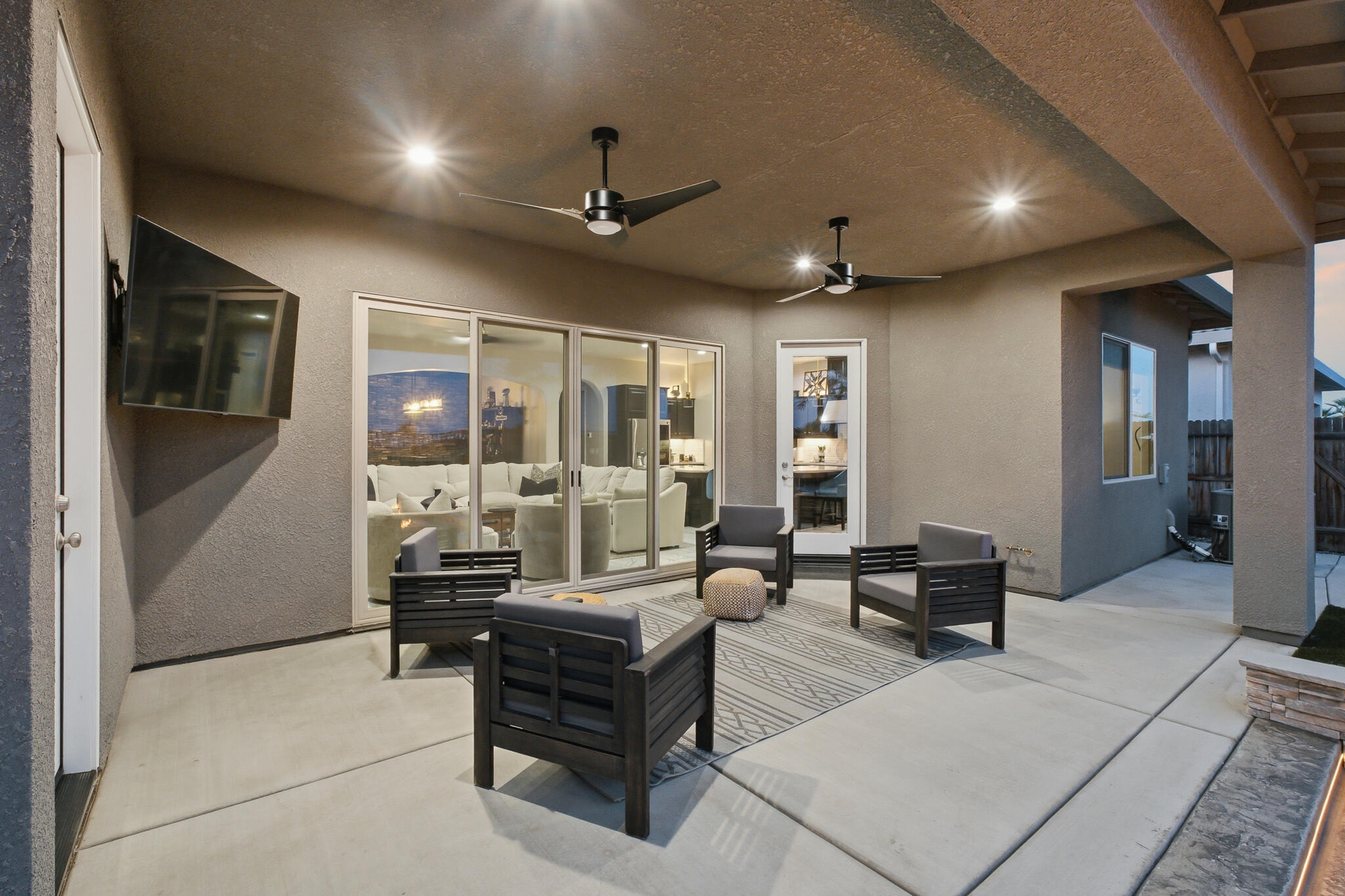 3612 Gold King Place Cir, Dinuba, CA 93618