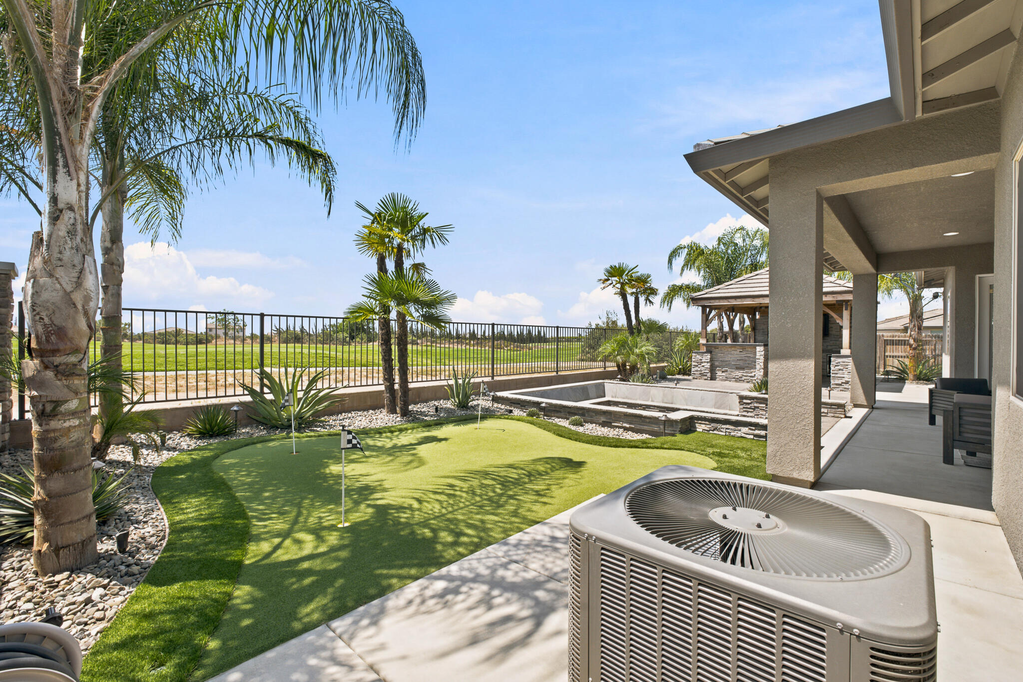 3612 Gold King Place Cir, Dinuba, CA 93618