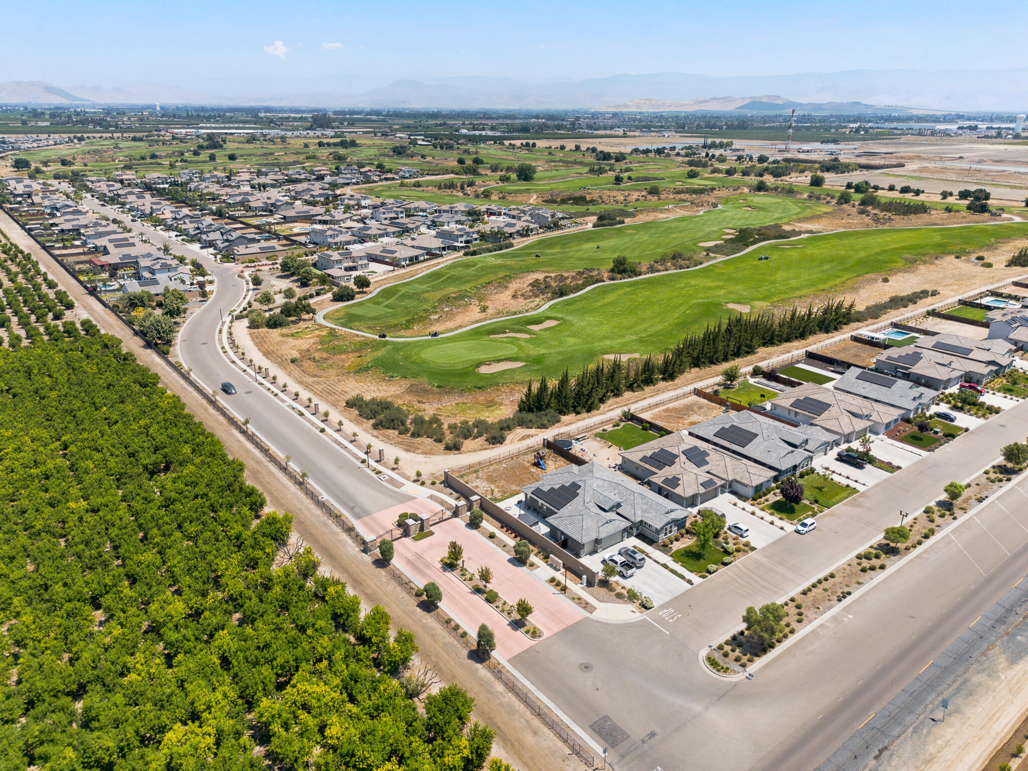 3612 Gold King Place Cir, Dinuba, CA 93618