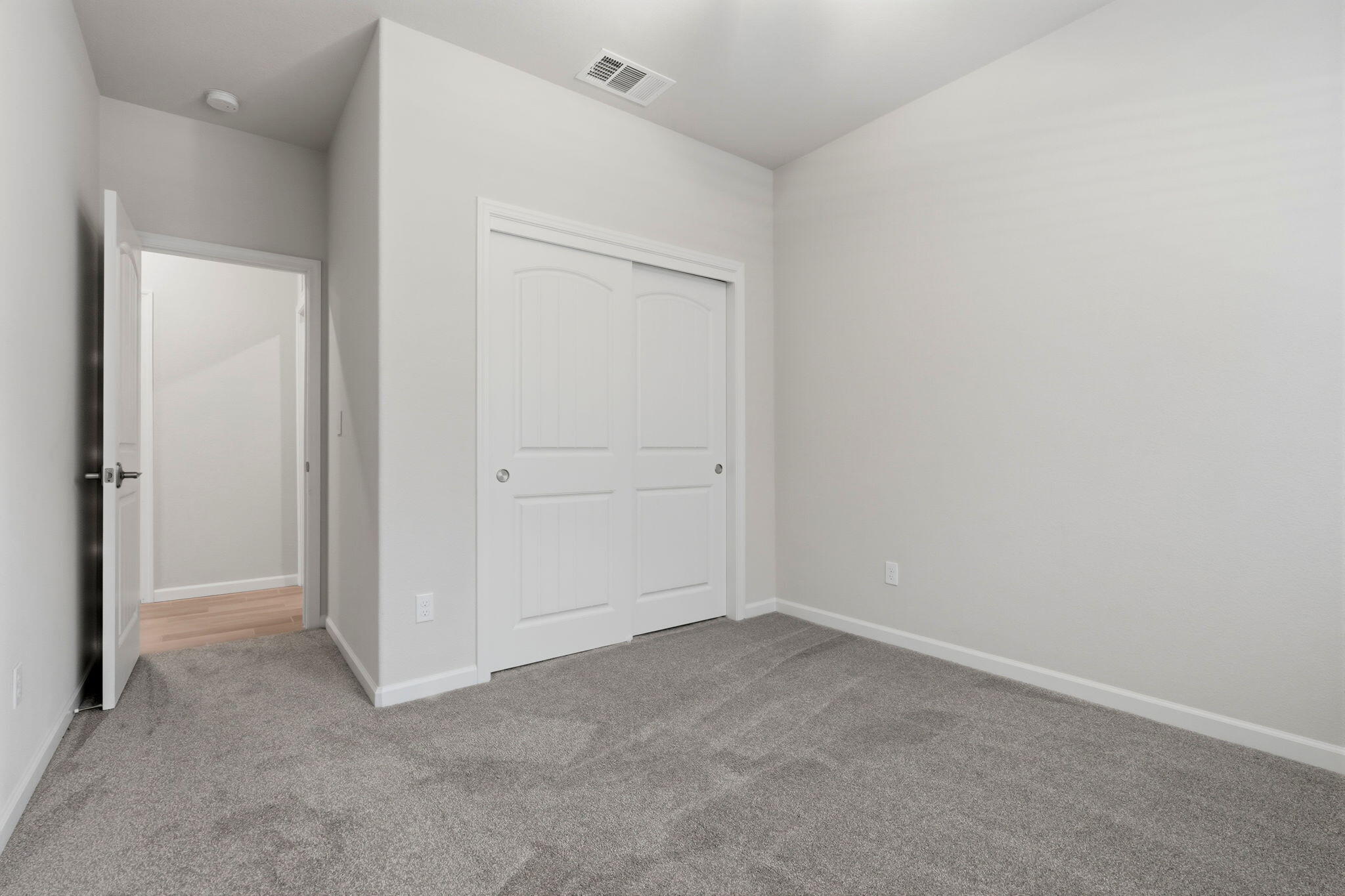 2025 Madeline Dr, Hanford, CA 93230